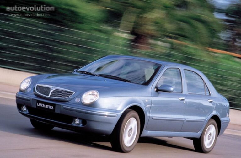 LANCIA Lybra Sedan 1999-2005