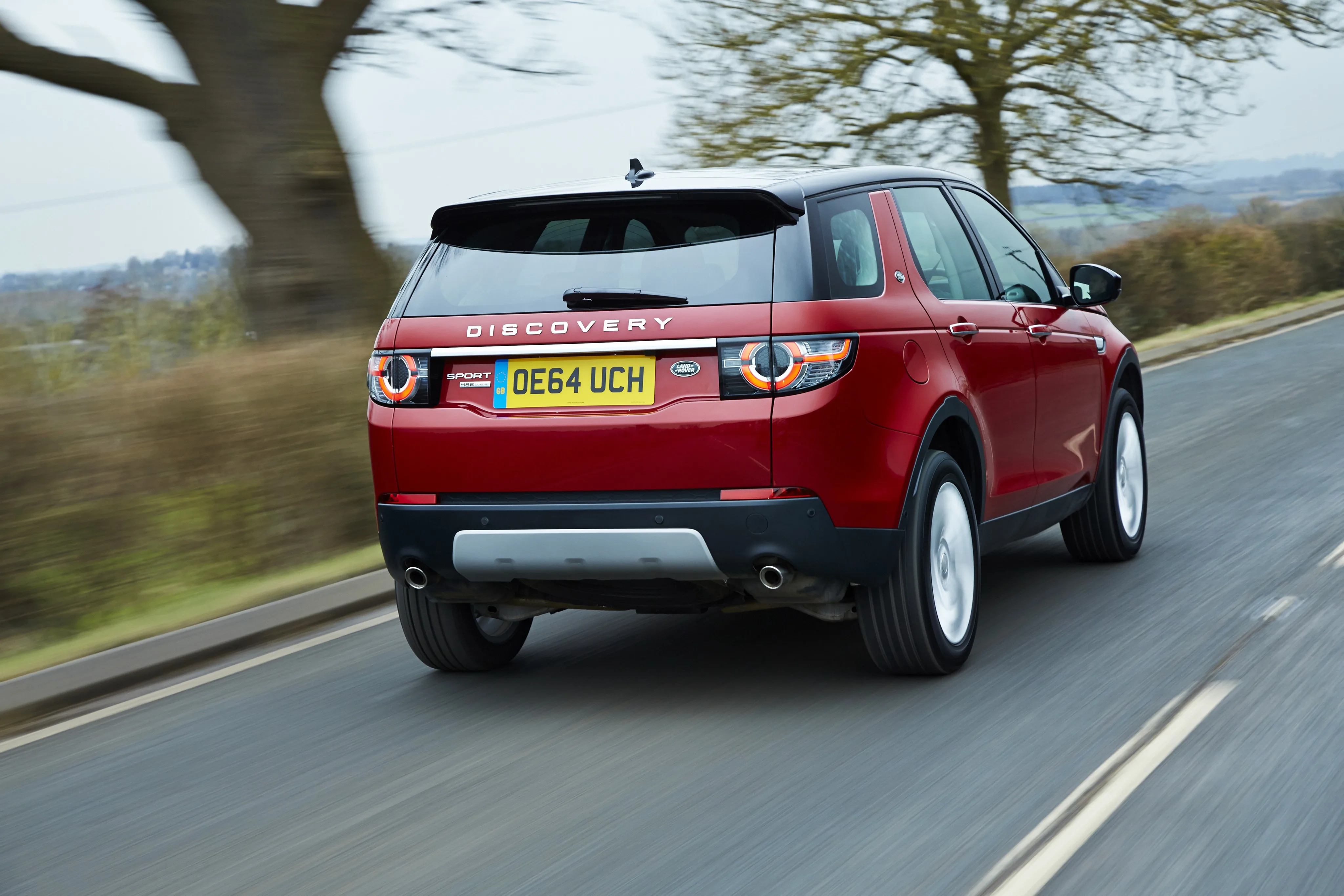 LAND-ROVER-Discovery-Sport-5276_64.jpg