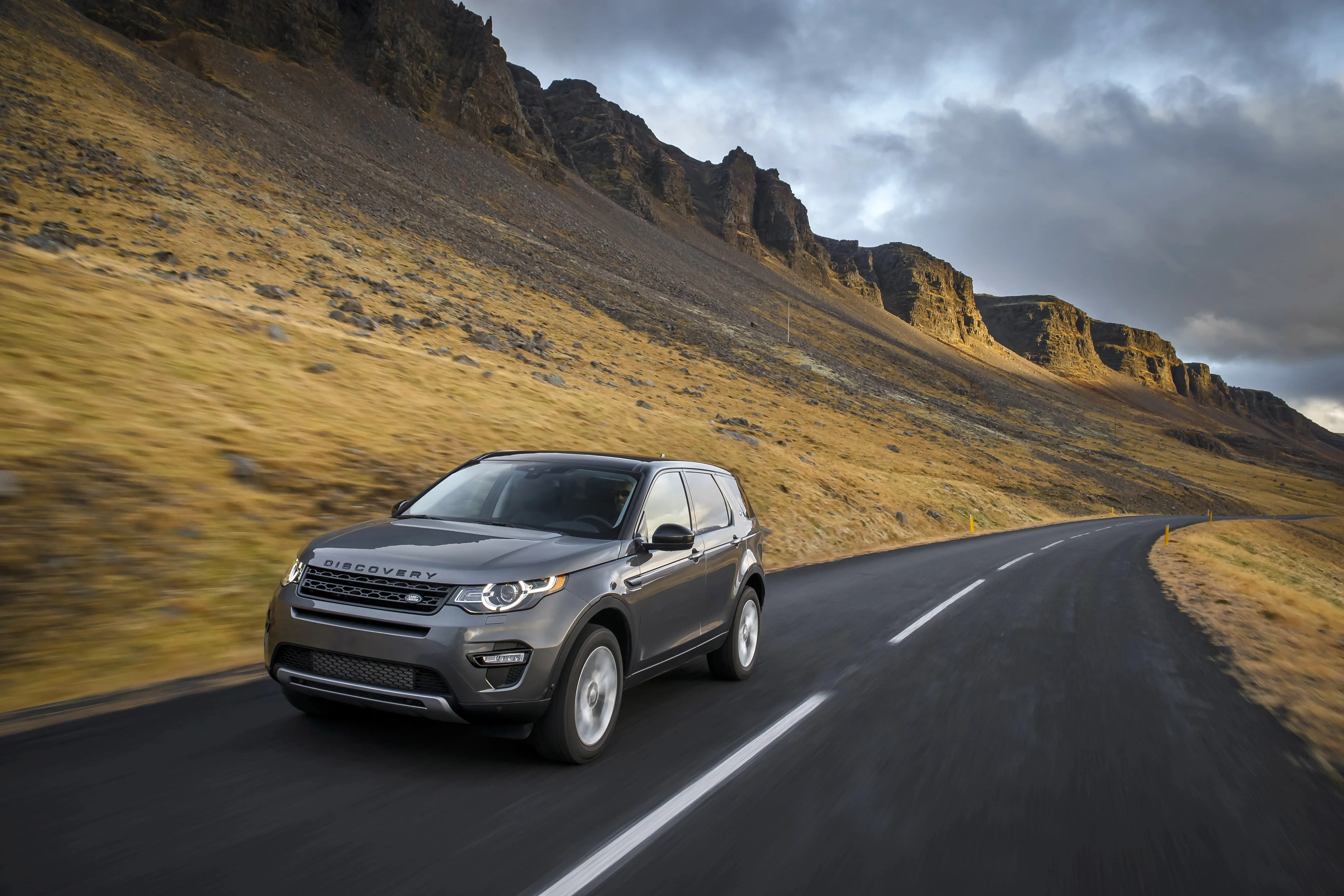 LAND-ROVER-Discovery-Sport-5276_75.jpg
