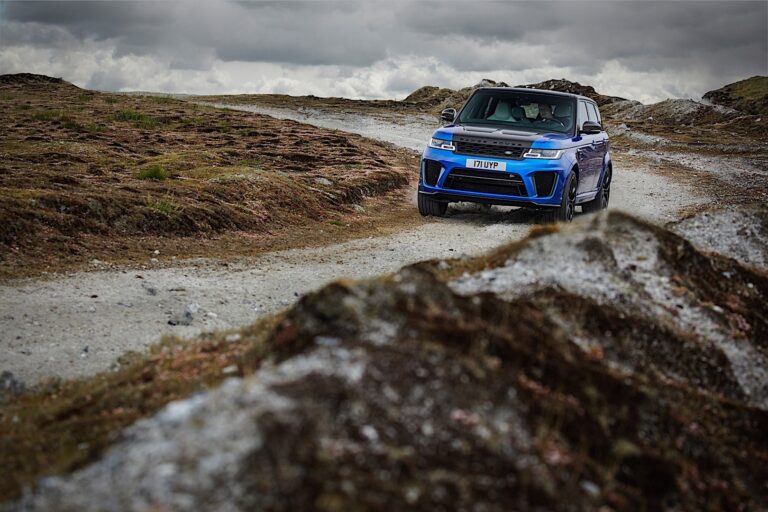 LAND ROVER Range Rover Sport SVR 2017-Present