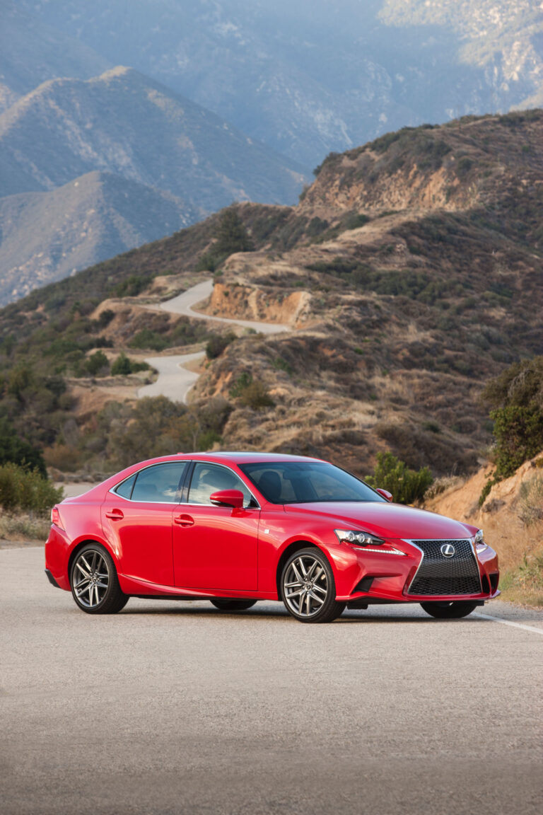 LEXUS IS 2016-2020