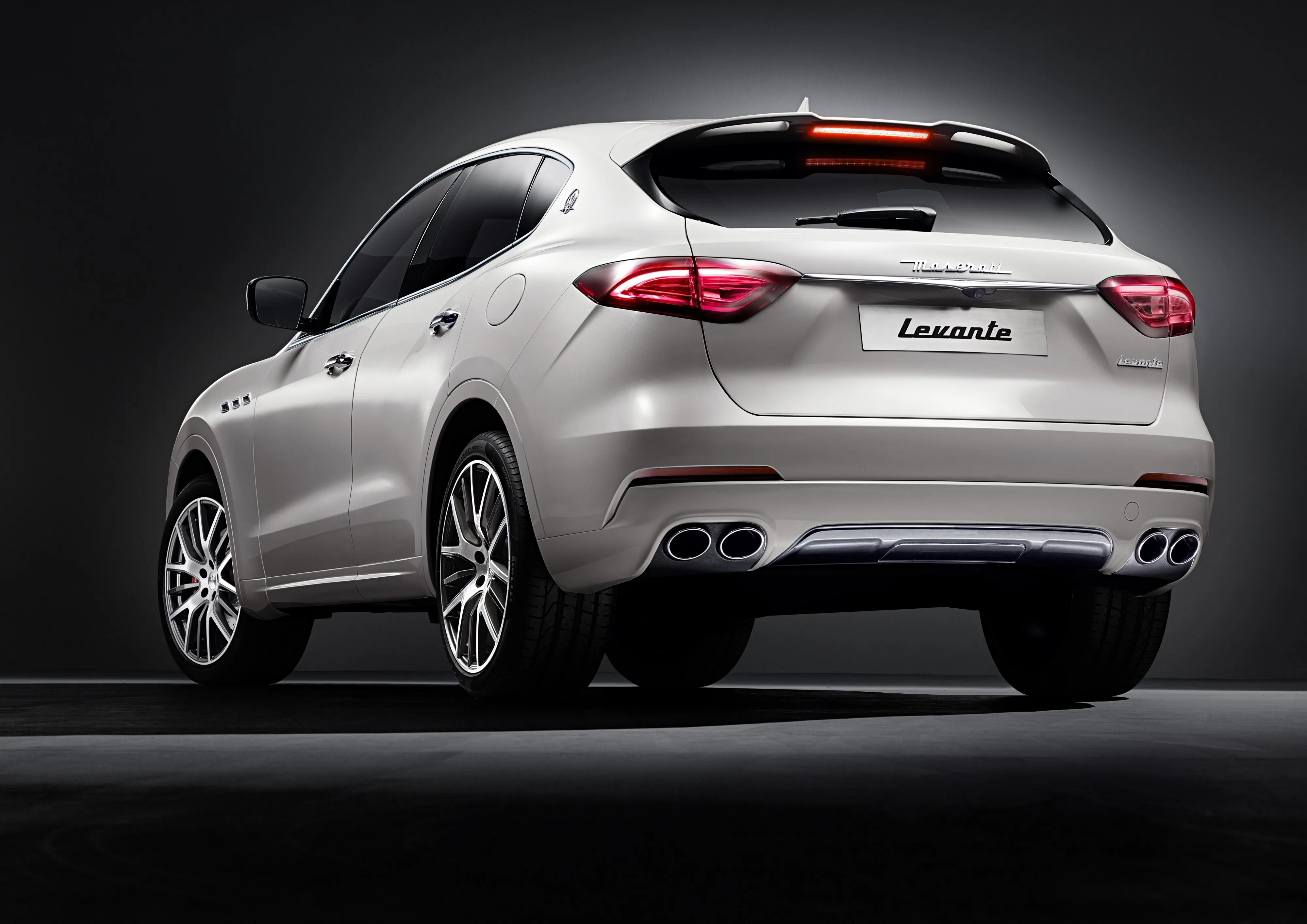 MASERATI-Levante-5589_12.jpeg