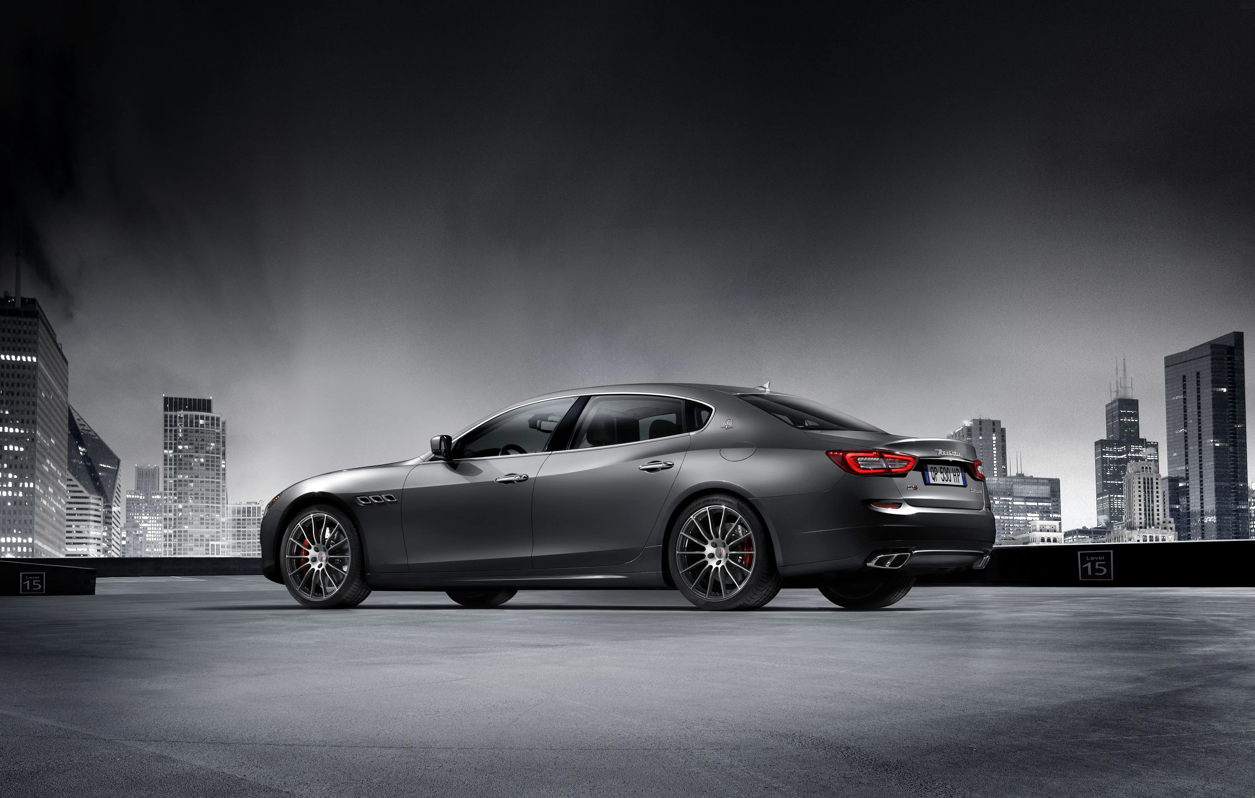MASERATI-Quattroporte-VI-4706_87.jpg