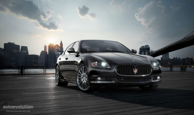 MASERATI Quattroporte Sport GT S 2009-2013