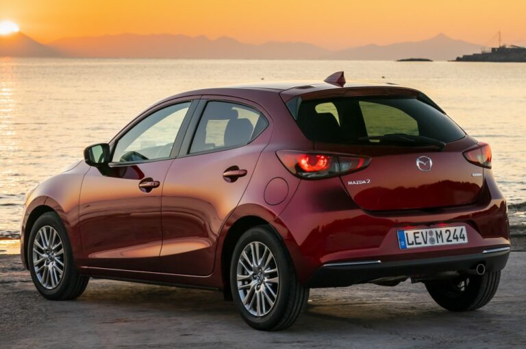2020 Mazda 2