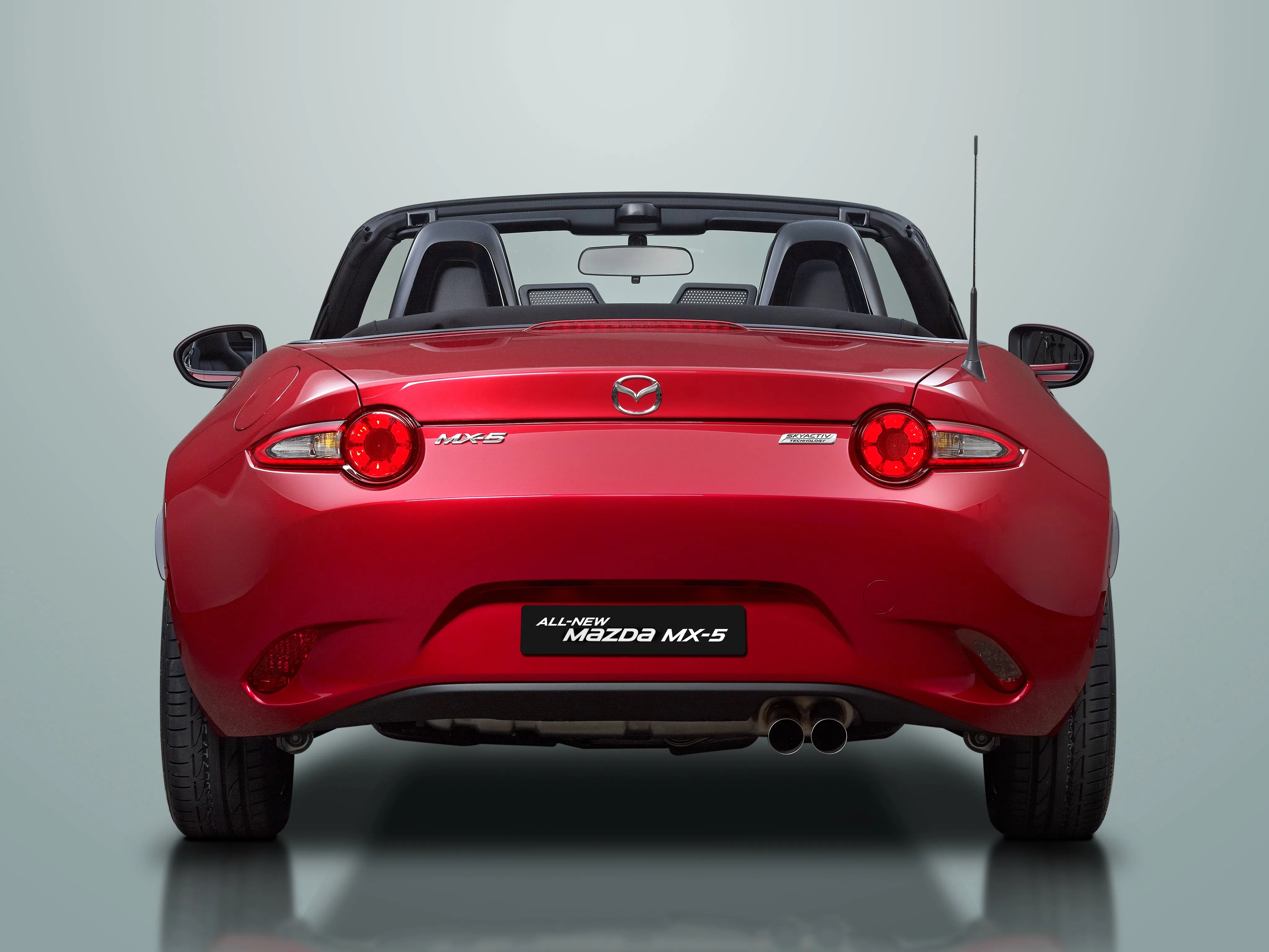 MAZDA-MX-5-Miata-5280_127.jpeg