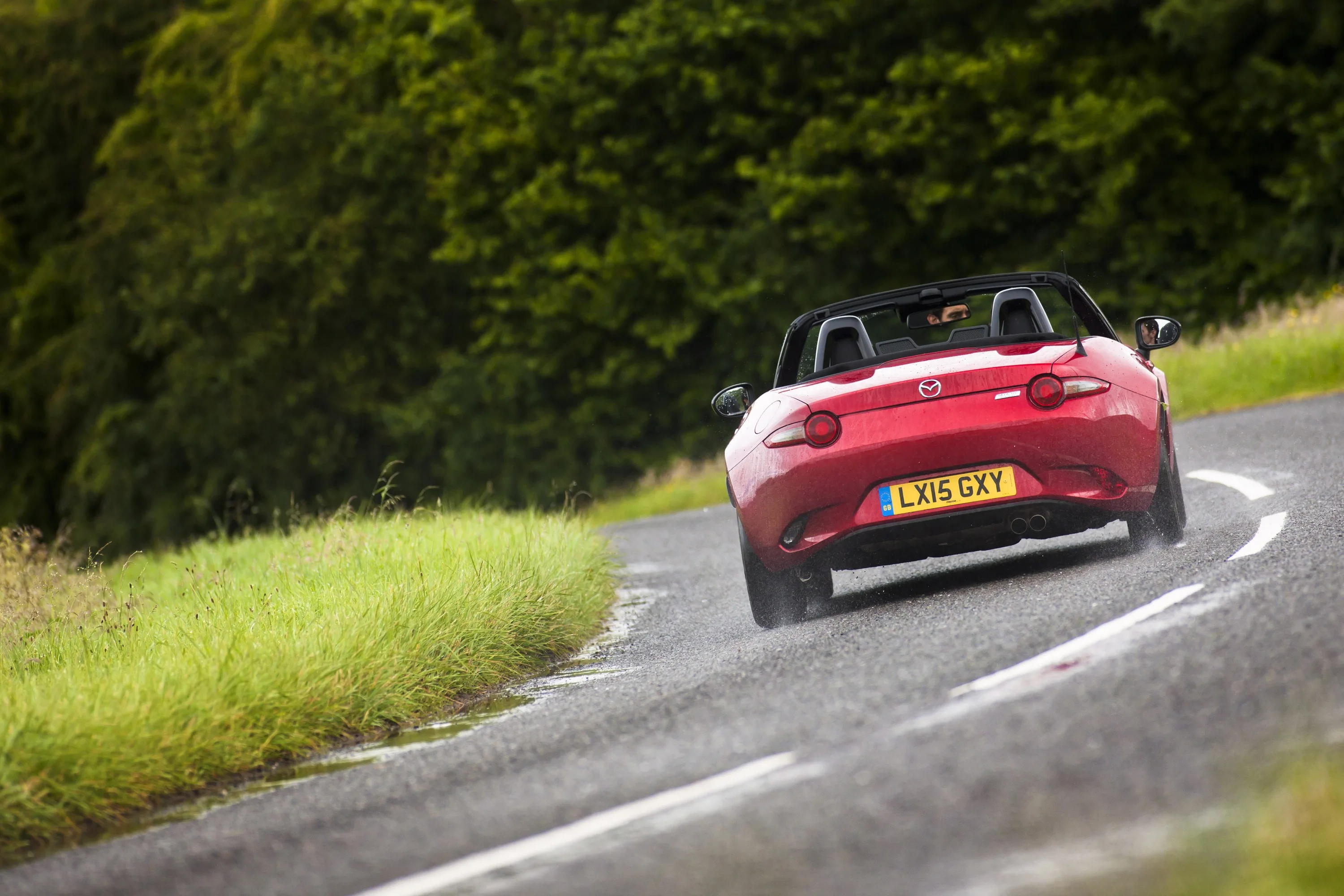 MAZDA-MX-5-Miata-5280_96.jpeg