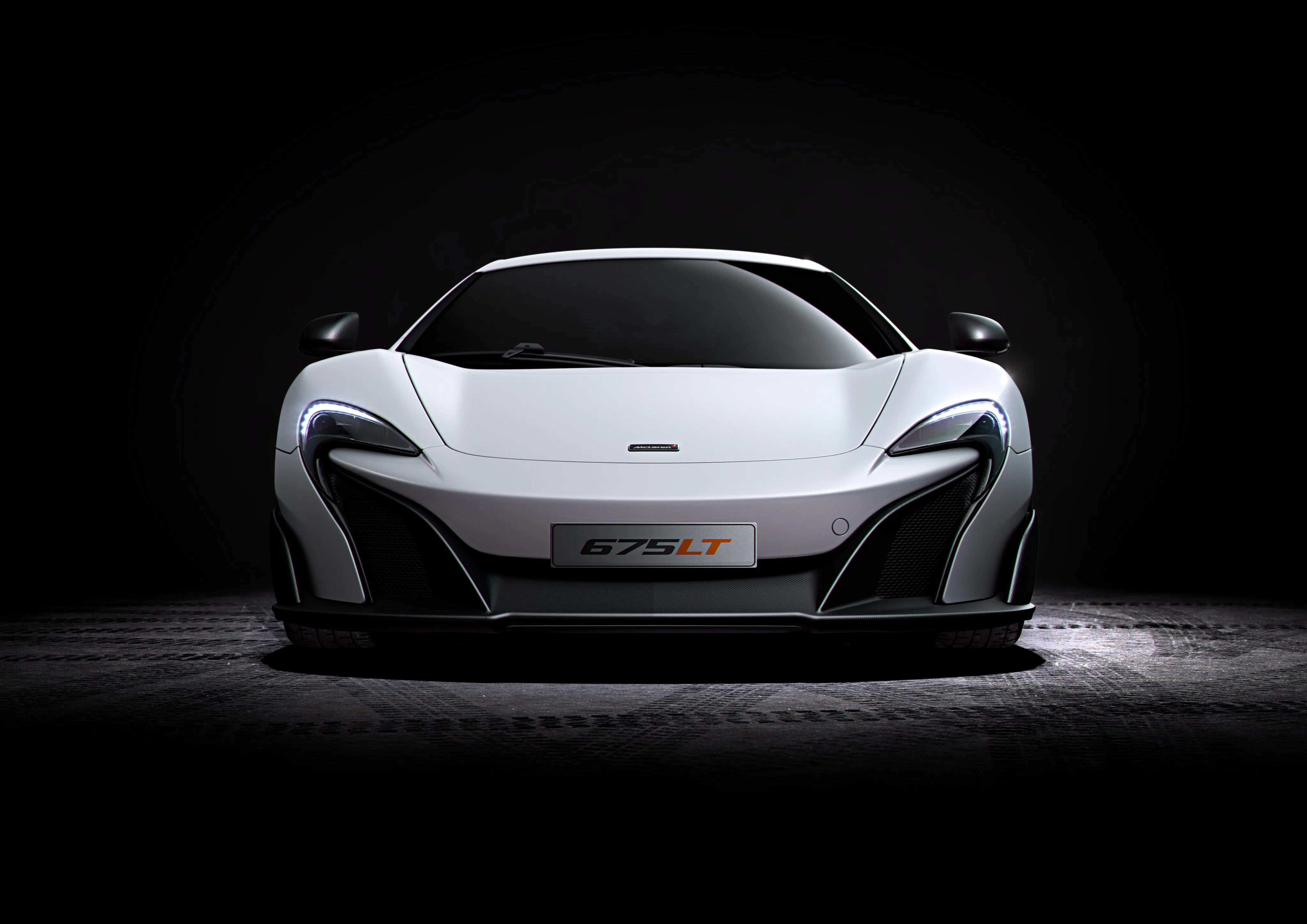 MCLAREN-675LT-5479_22.jpeg