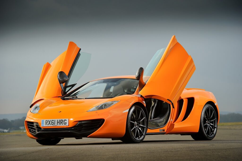 MCLAREN MP4-12C 2011-2014