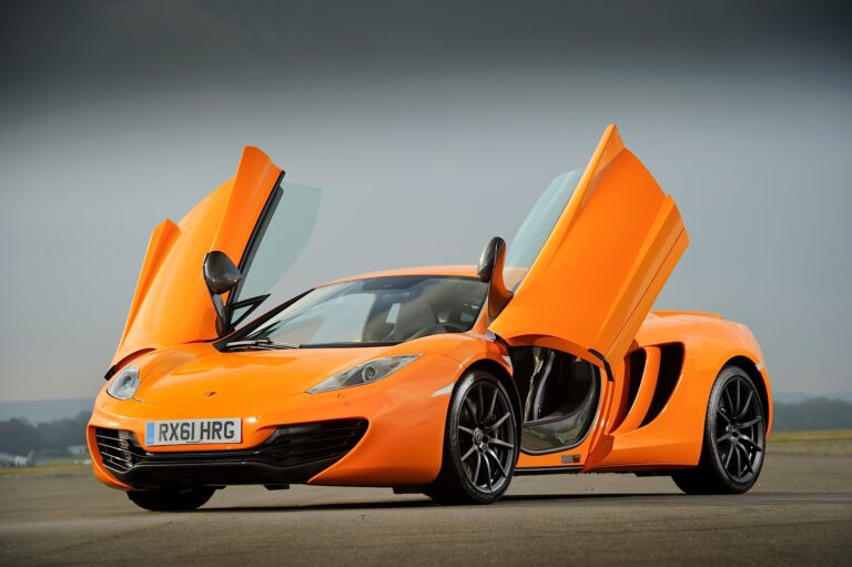 MCLAREN MP4-12C 2011-2014