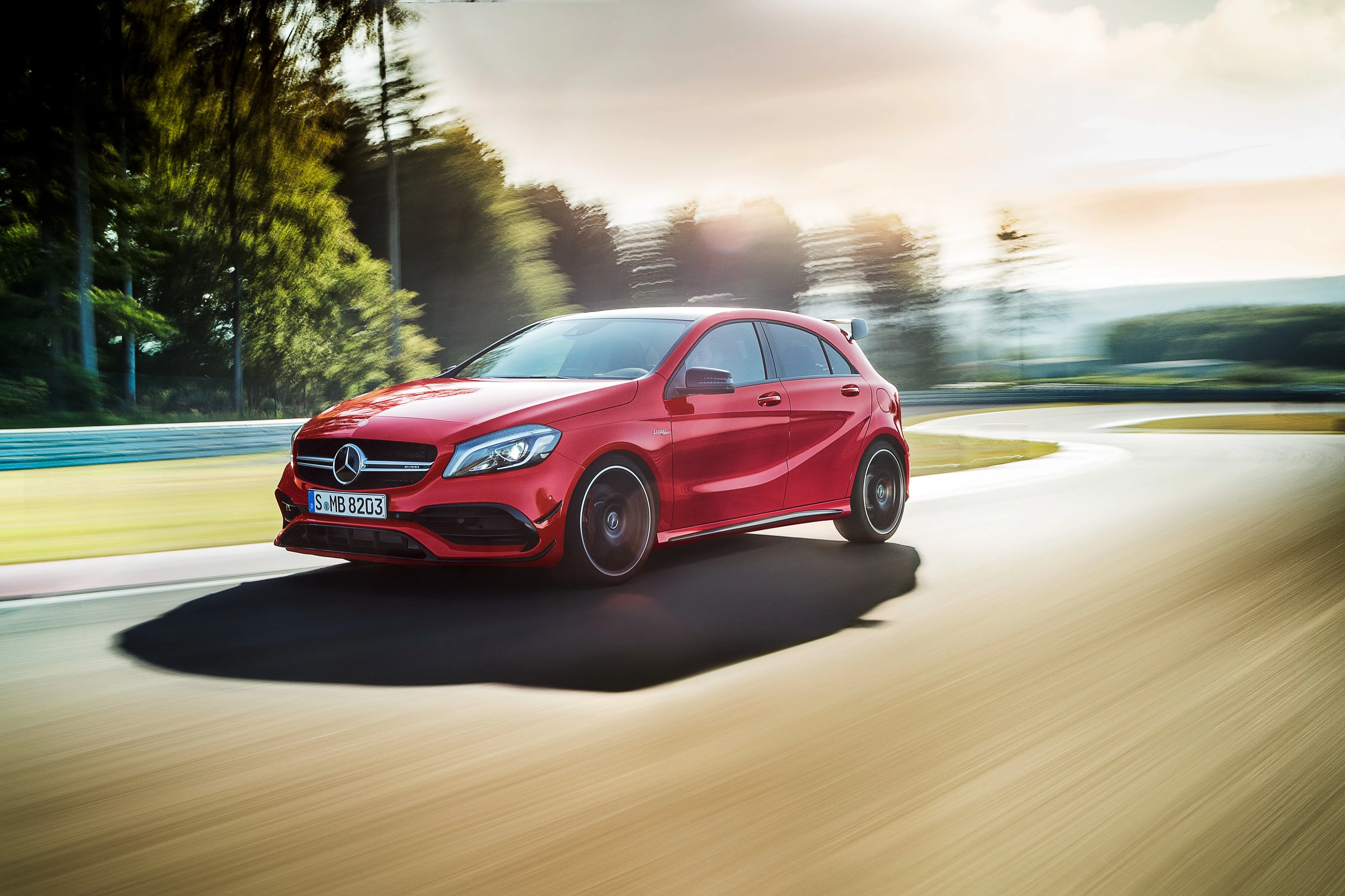 MERCEDES-BENZ-A45-AMG-5548_14.jpeg