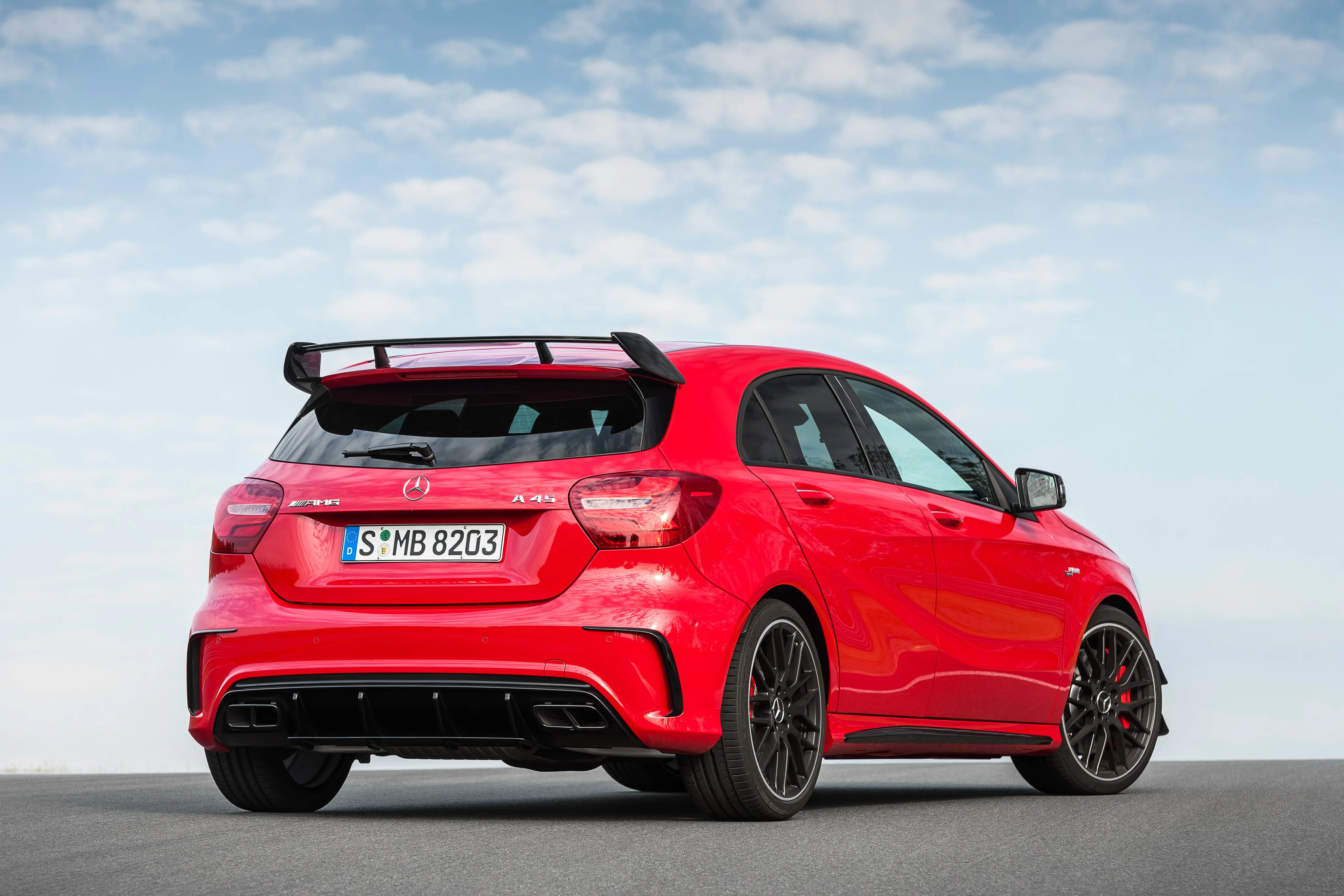 MERCEDES-BENZ-A45-AMG-5548_22.jpeg