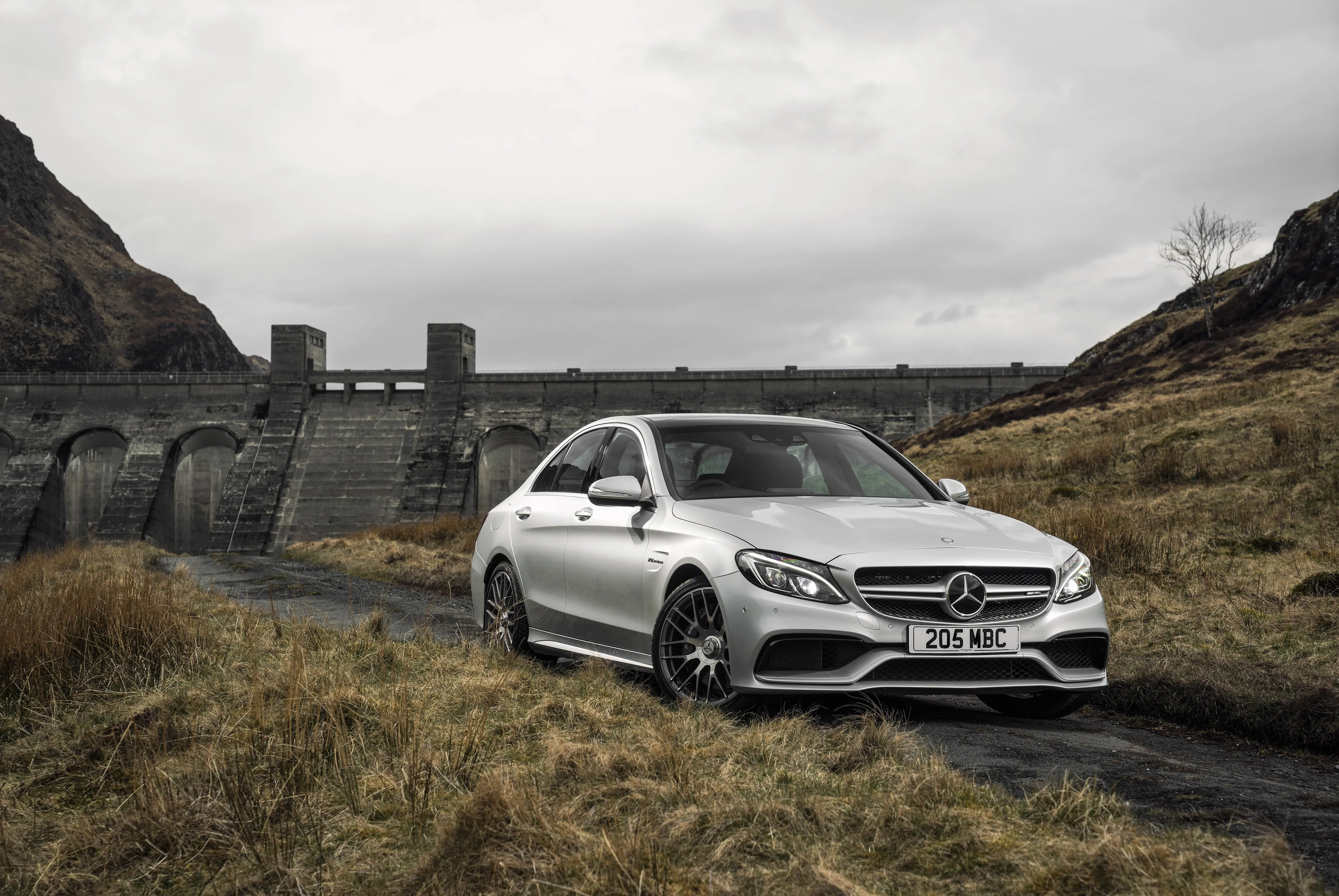 MERCEDES-BENZ-C-63-AMG-W205-5296_67.jpeg