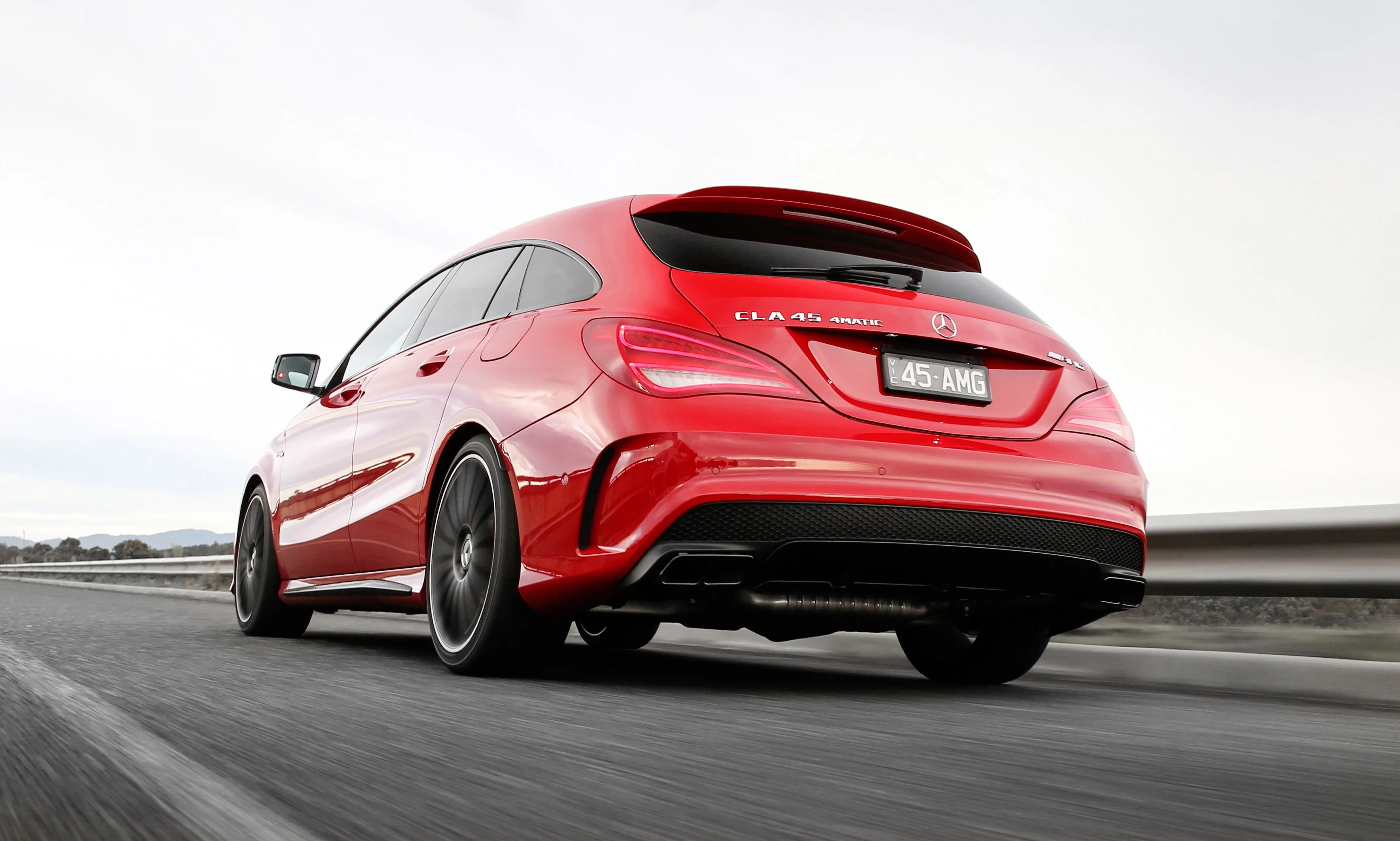 MERCEDES-BENZ-CLA-45-AMG-Shooting-Brake-5345_40.jpeg