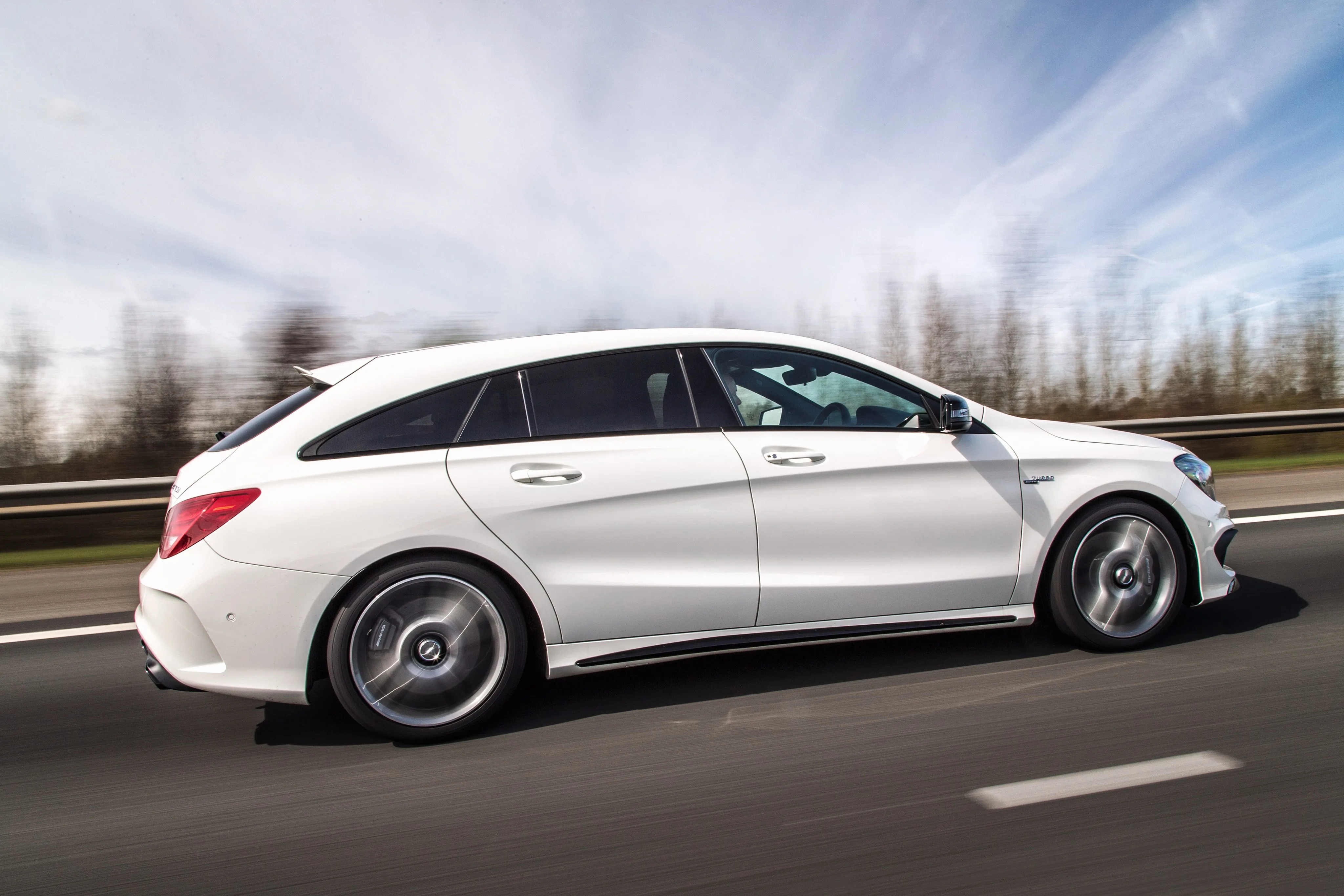 MERCEDES-BENZ-CLA-45-AMG-Shooting-Brake-5345_59.jpeg