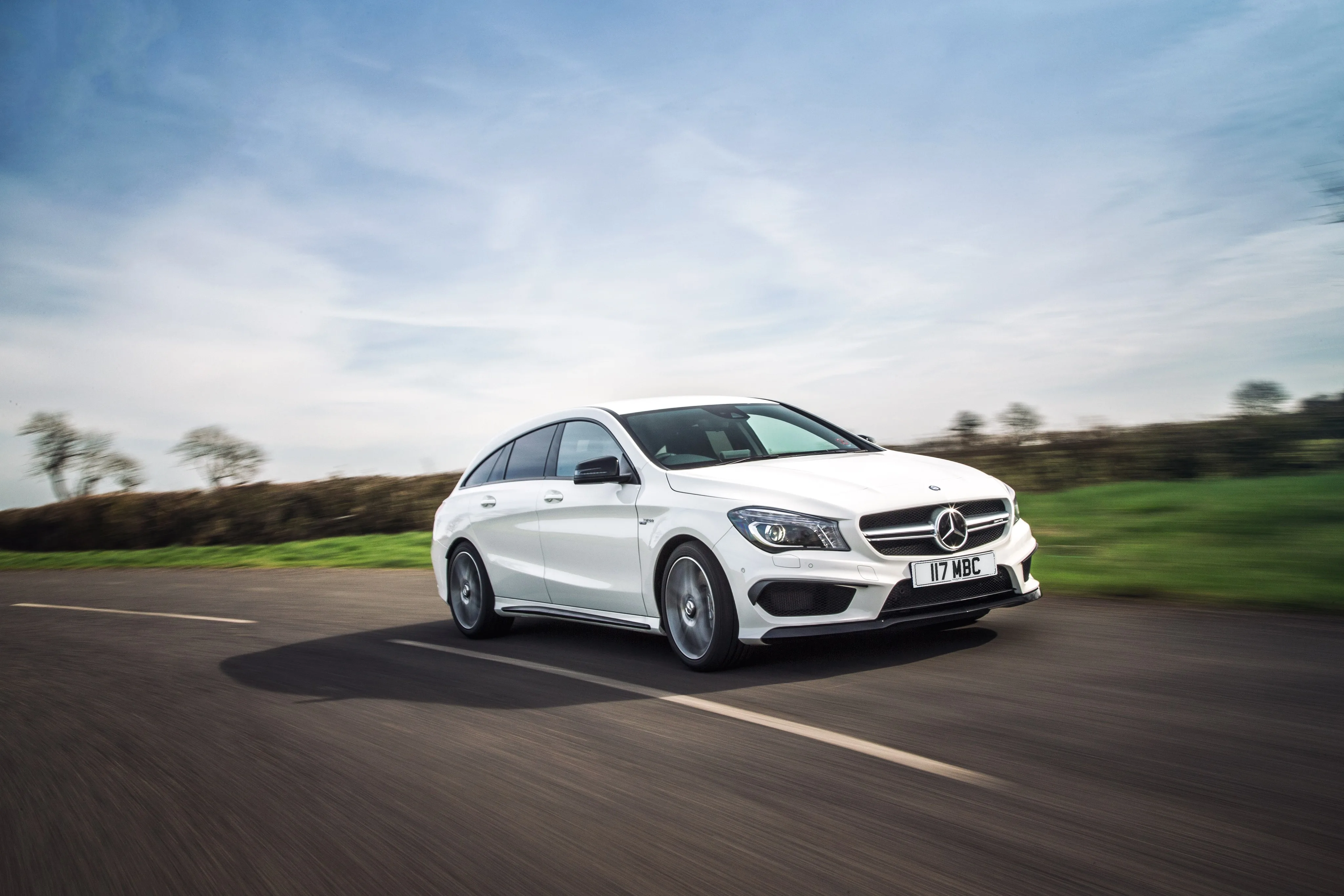 MERCEDES-BENZ-CLA-45-AMG-Shooting-Brake-5345_66.jpeg