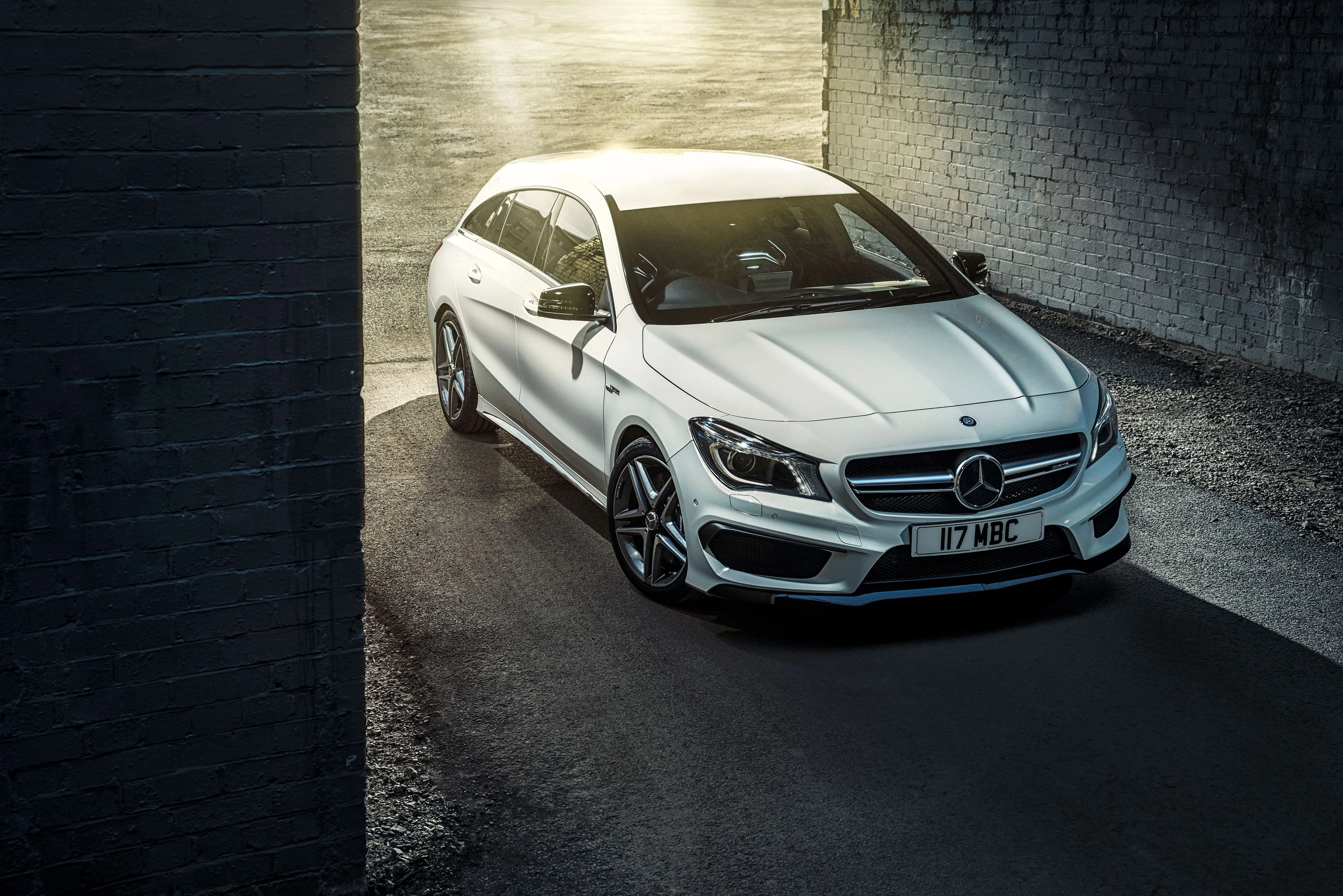 MERCEDES-BENZ-CLA-45-AMG-Shooting-Brake-5345_73.jpeg