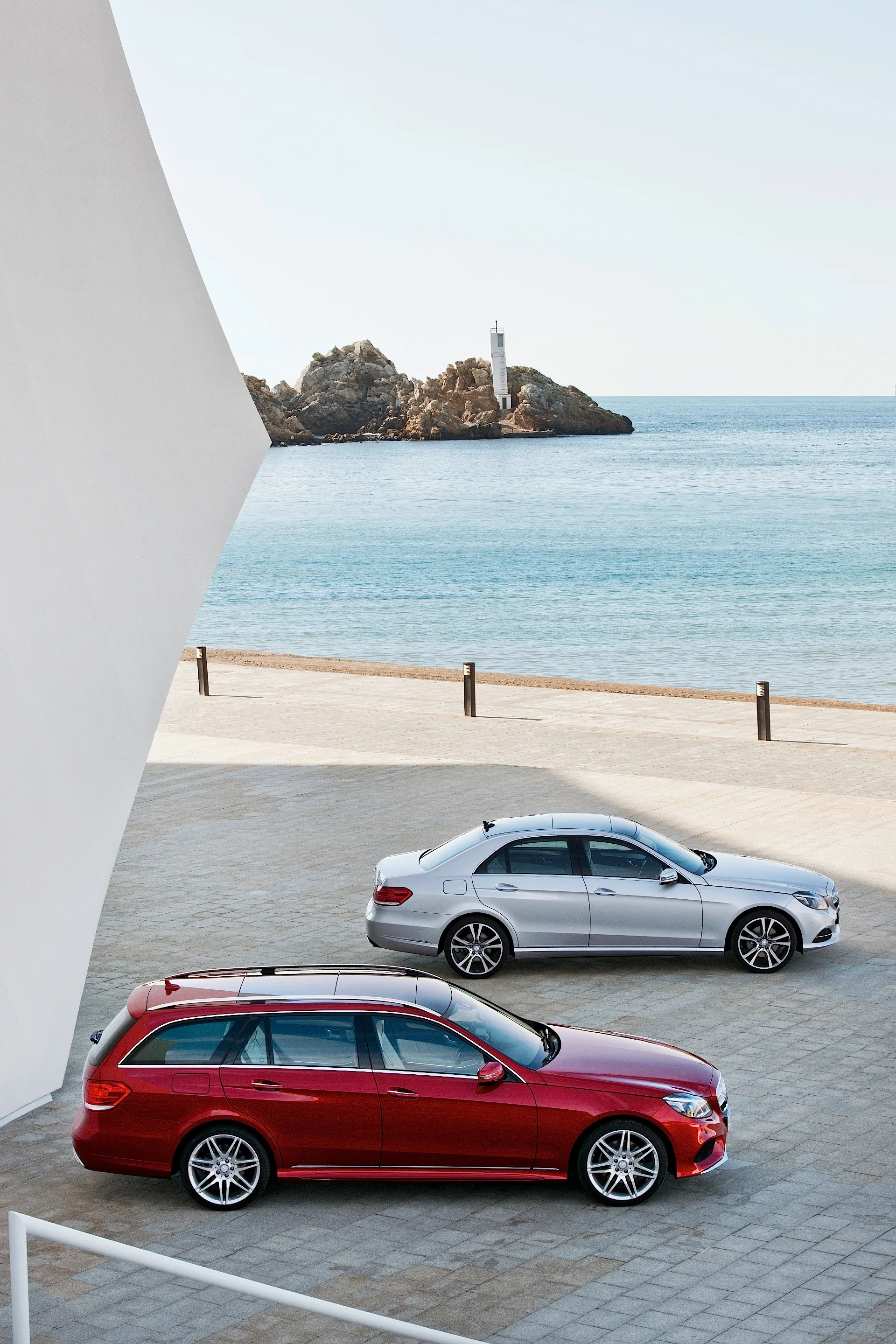 E-Klasse, E 350 4MATIC, Limousine Avantgarde, (W 212), 2012, E-Klasse, E 250 T-Modell, Avantgarde mit AMG Sportpaket, (S 212), 2012