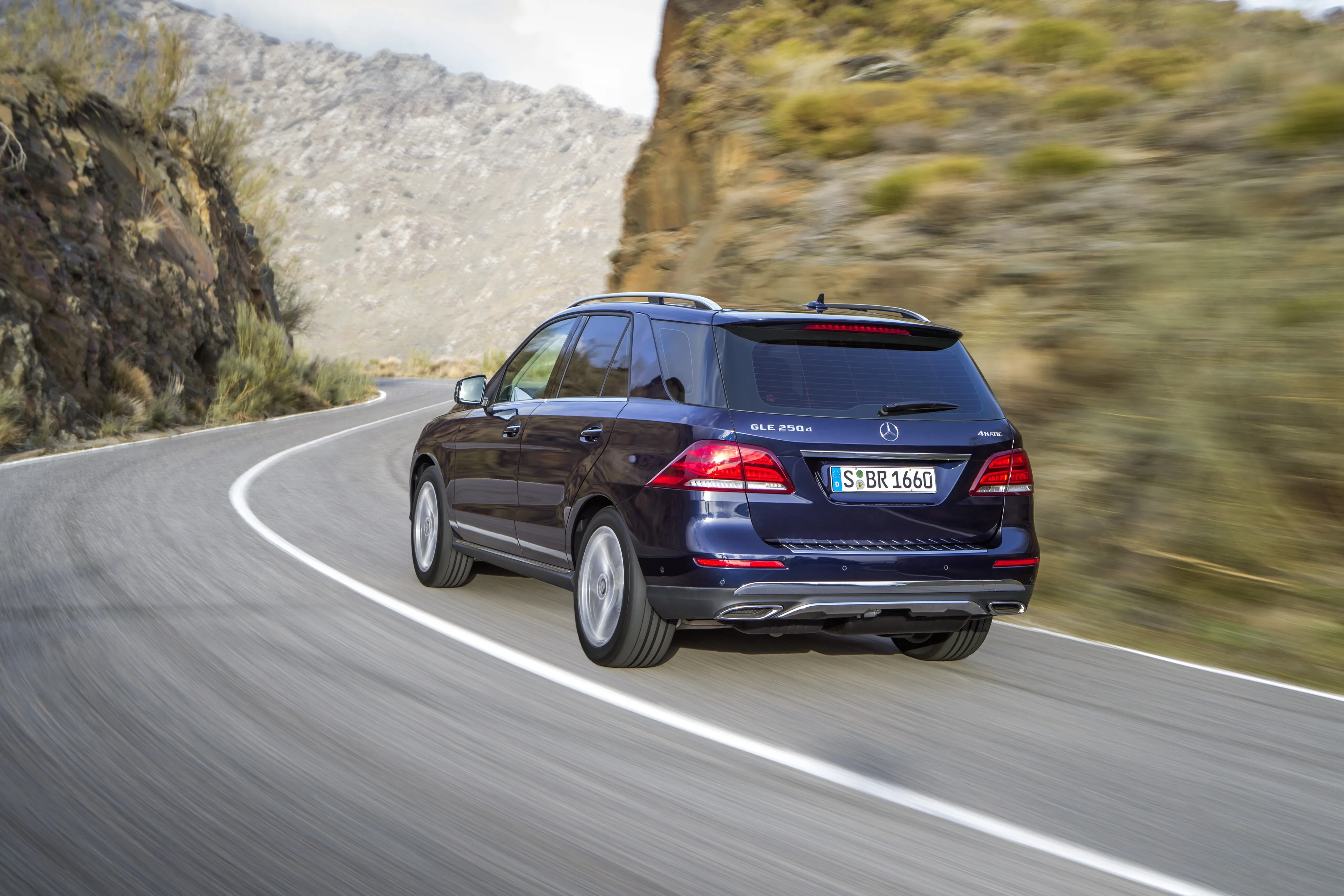 MERCEDES BENZ GLE (W166) 2015-2019