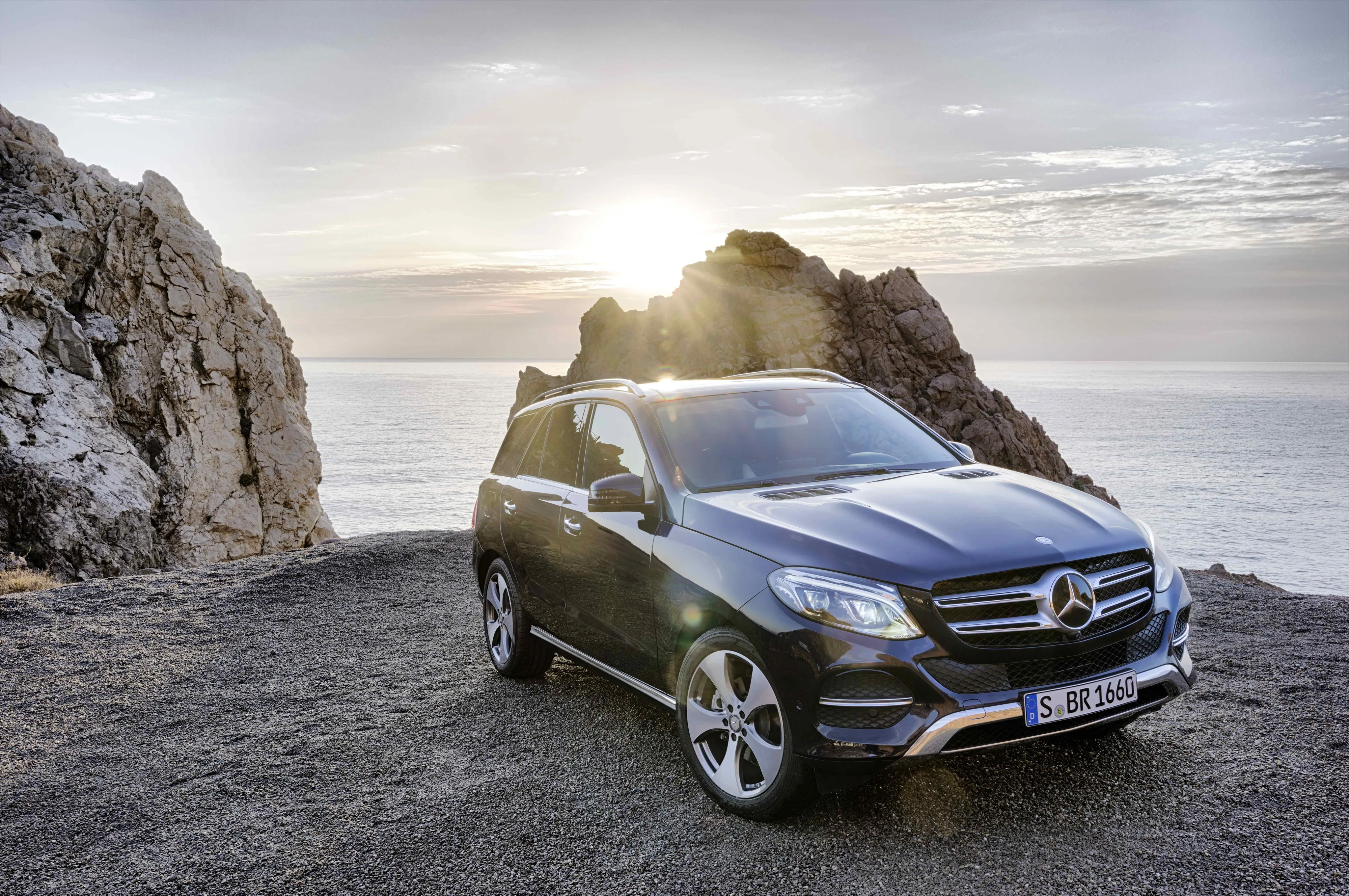 MERCEDES-BENZ-GLE-5414_15.jpg