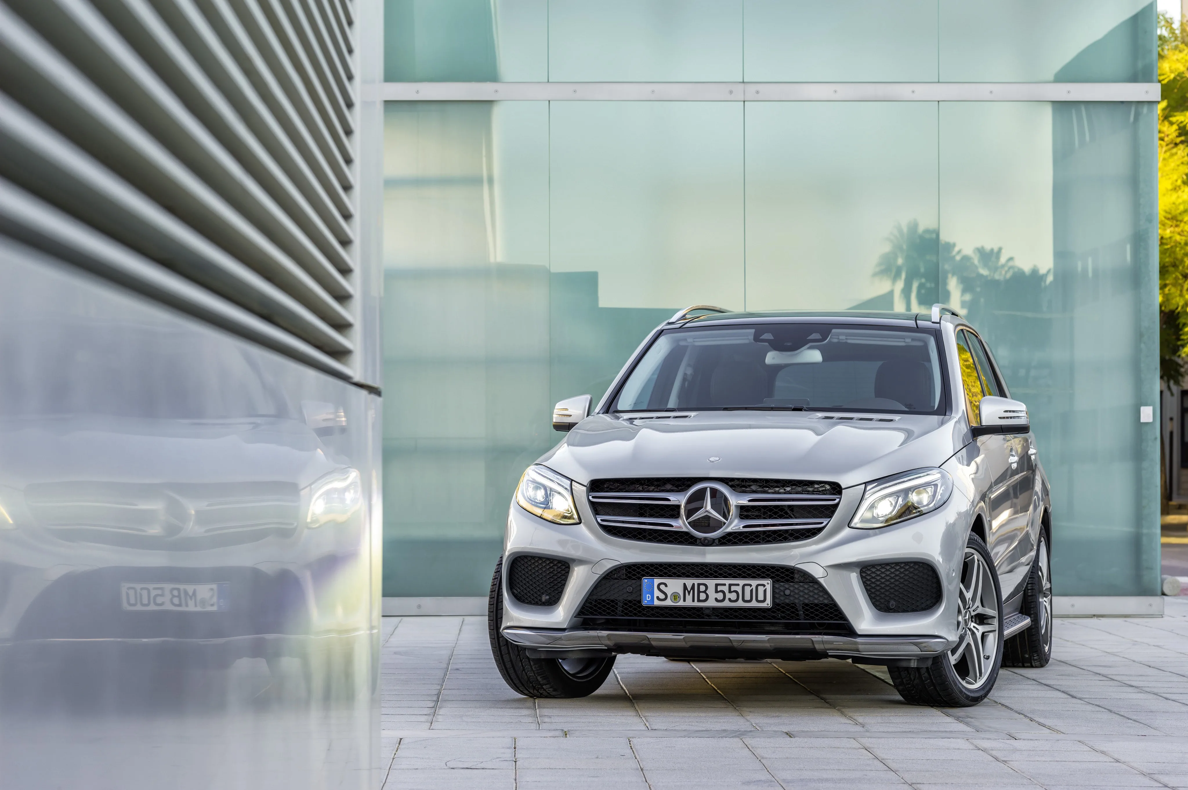 MERCEDES-BENZ-GLE-5414_31.jpg
