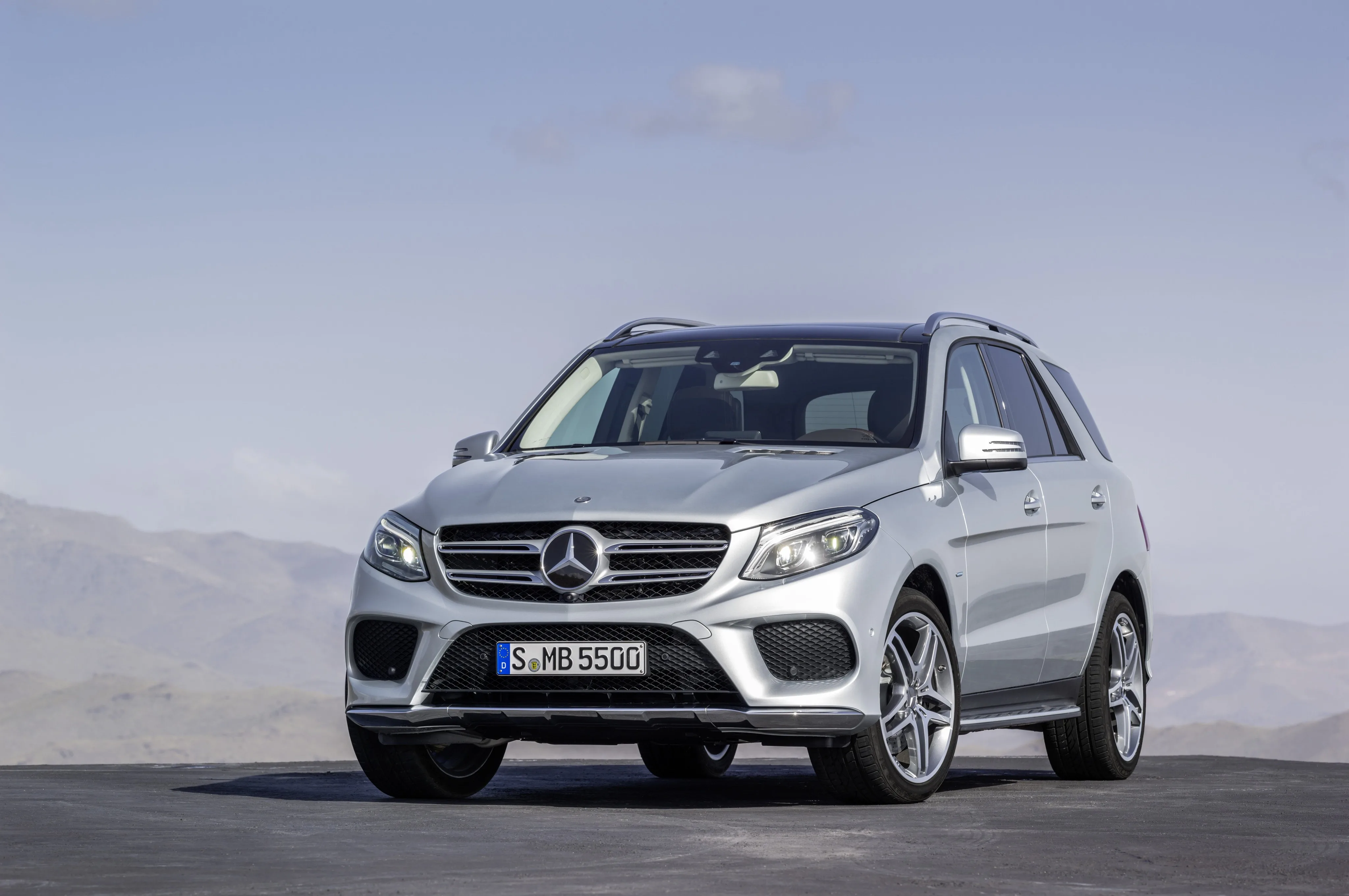 MERCEDES-BENZ-GLE-5414_33.jpg