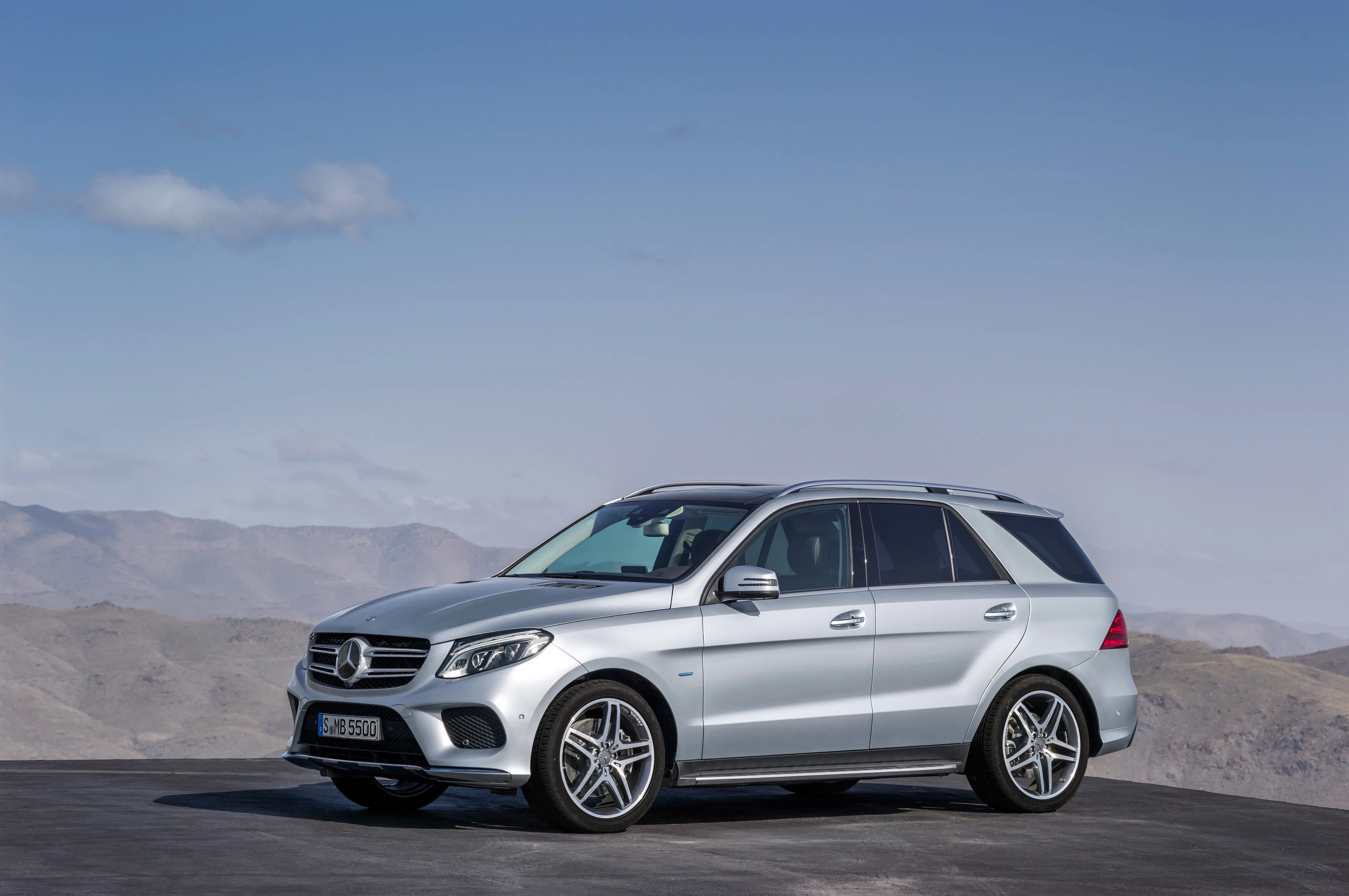 MERCEDES-BENZ-GLE-5414_40.jpg