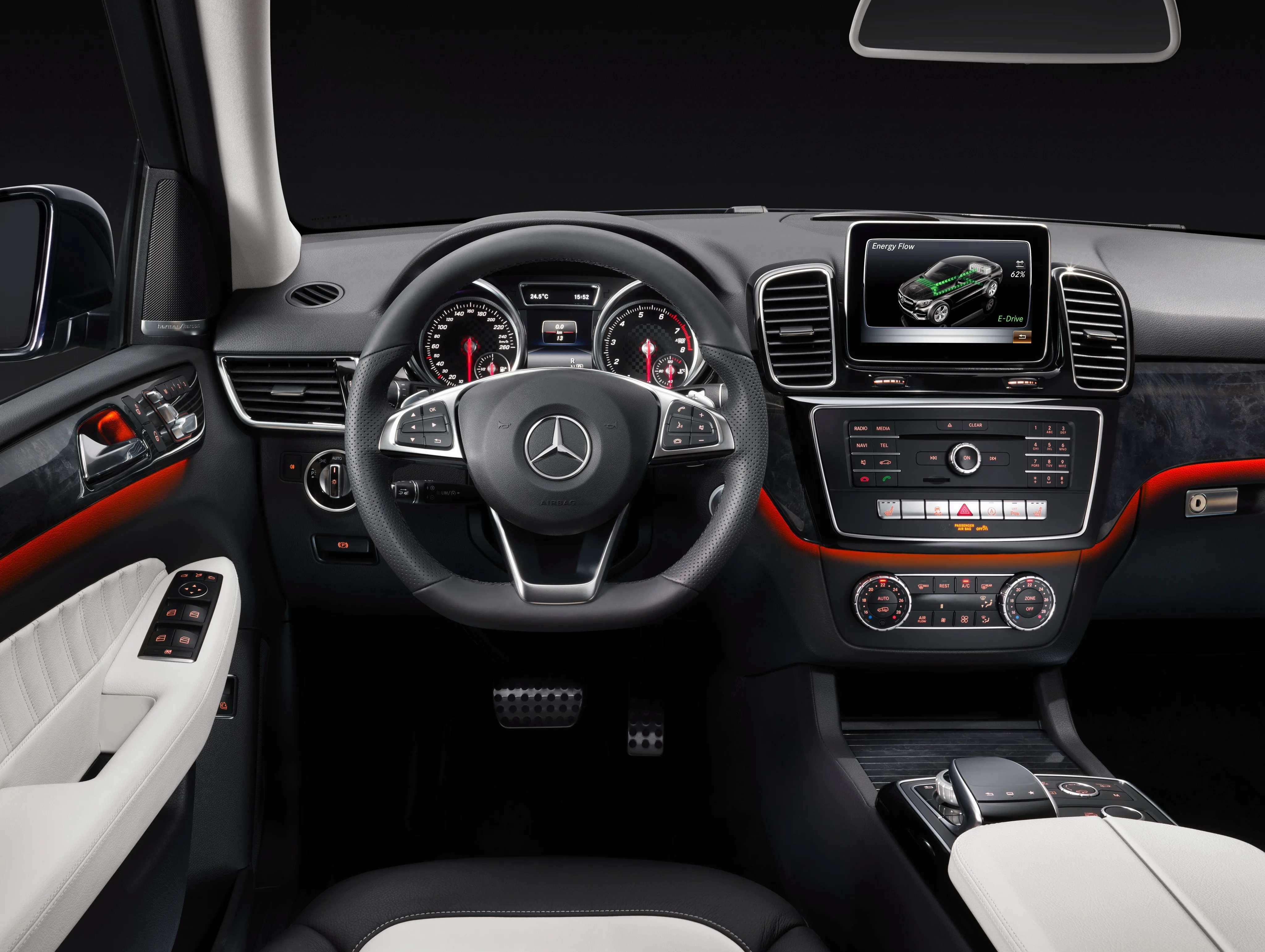 MERCEDES-BENZ-GLE-5414_5.jpg