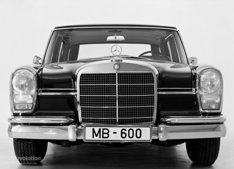 MERCEDES BENZ 600 (W100) 1964-1981