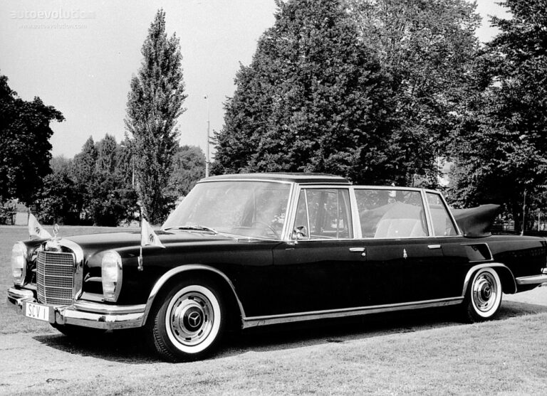 MERCEDES BENZ 600 Pullman Landaulet (V100) 1965-1981