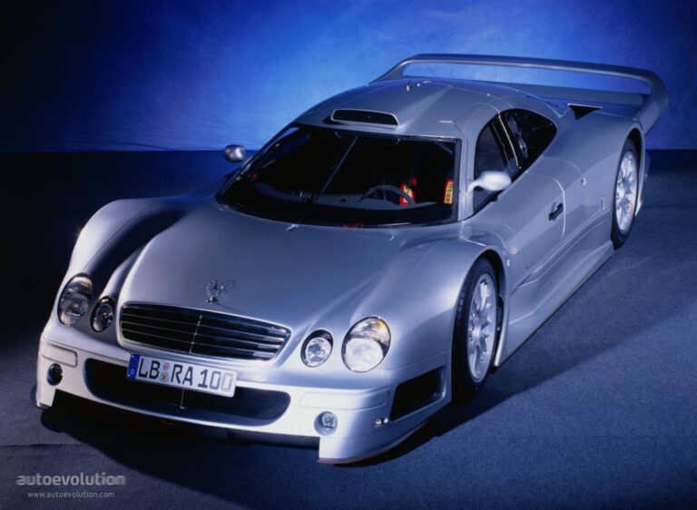MERCEDES BENZ CLK GTR AMG 1998-1999