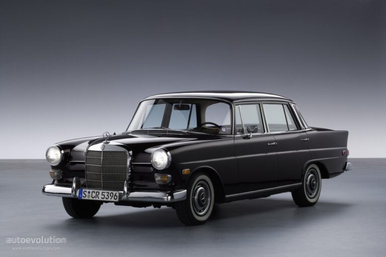 1961 Mercedes-Benz 190 (W110)