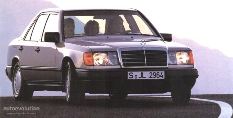 1985 Mercedes-Benz E-Class (W124)