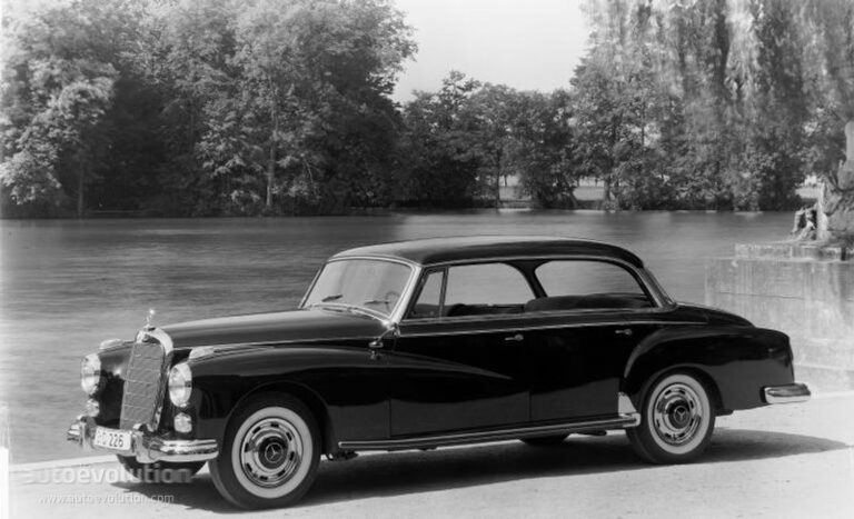 1957 Mercedes-Benz Typ 300 (W189)