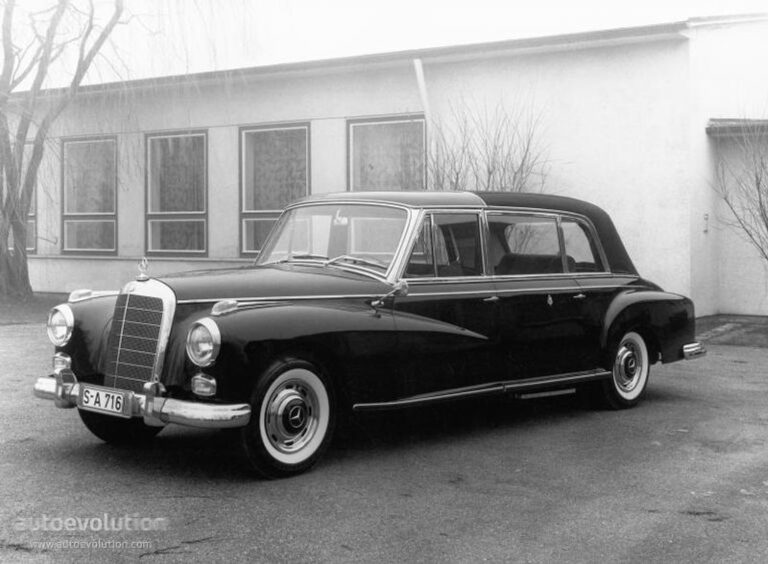 MERCEDES BENZ Typ 300 "Spezial" Landaulet (W189) 1960-1961