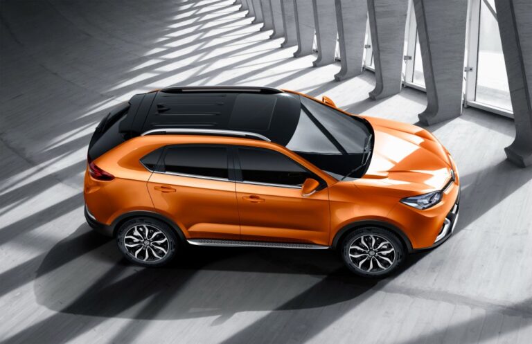 2015 MG GS