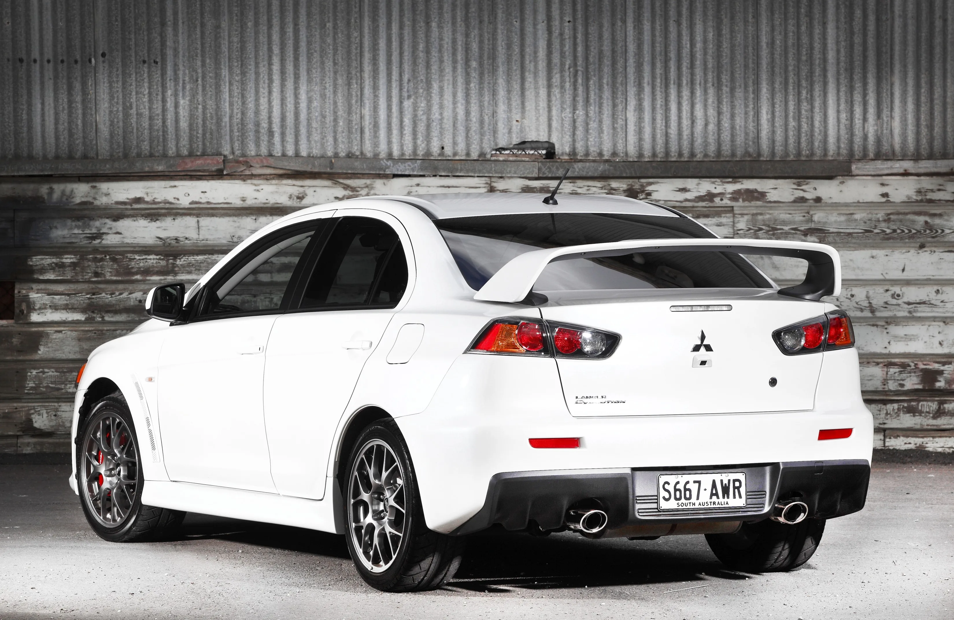 MITSUBISHI-Lancer-Evolution-X-3769_129-1.jpeg
