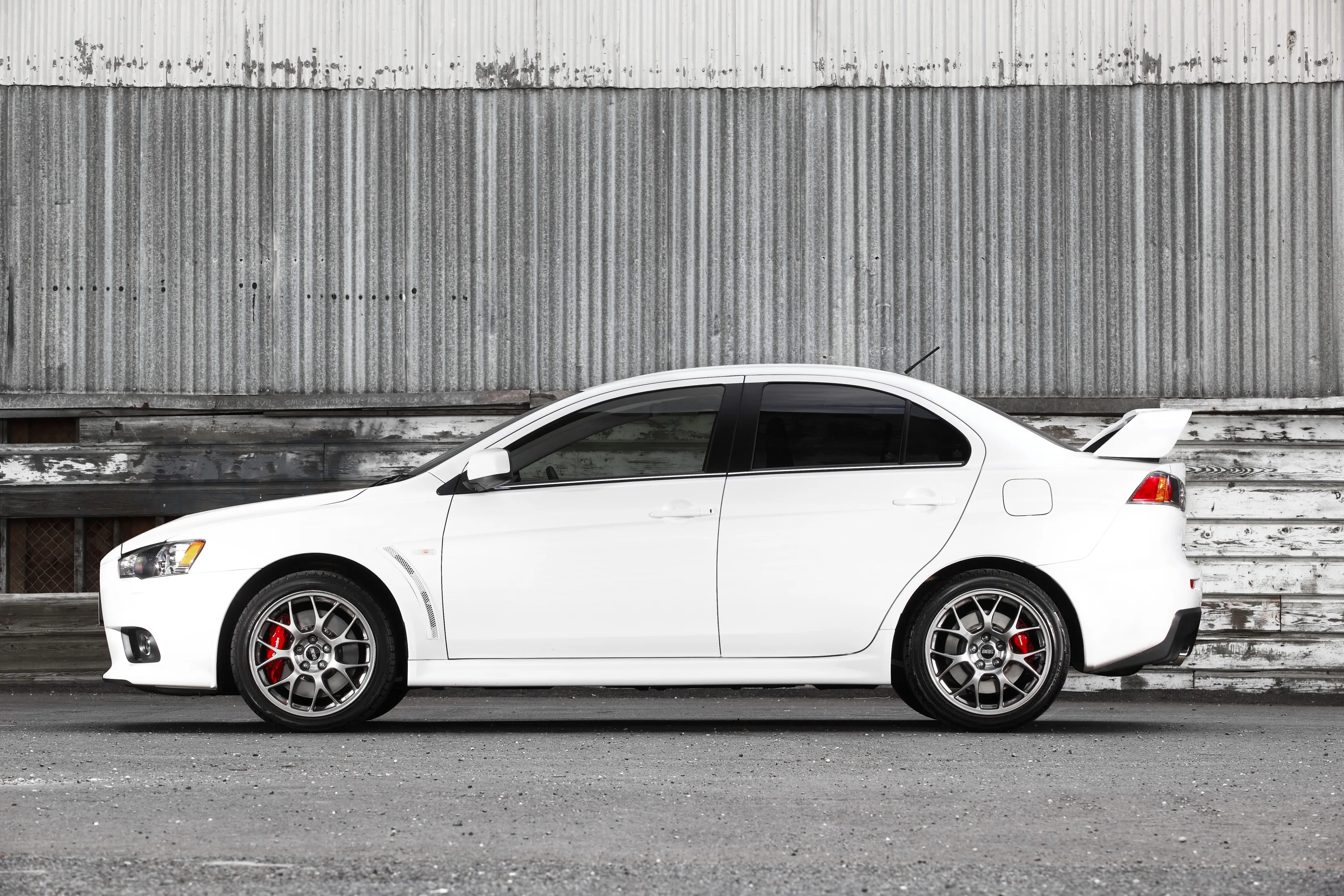 MITSUBISHI-Lancer-Evolution-X-3769_134-1.jpeg