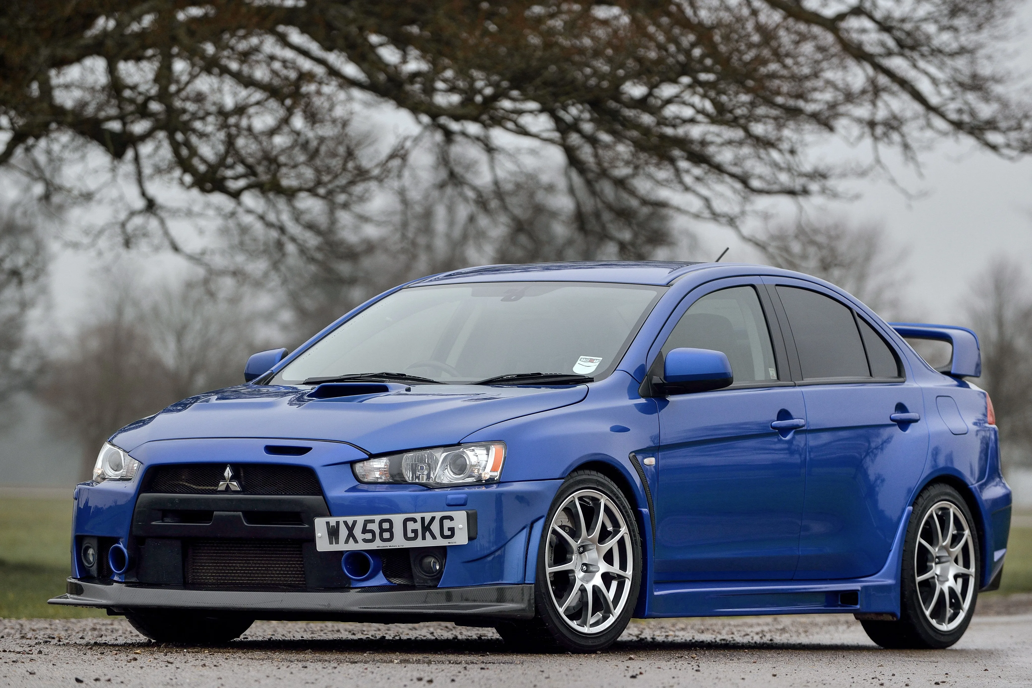 MITSUBISHI-Lancer-Evolution-X-3769_155-1.jpeg