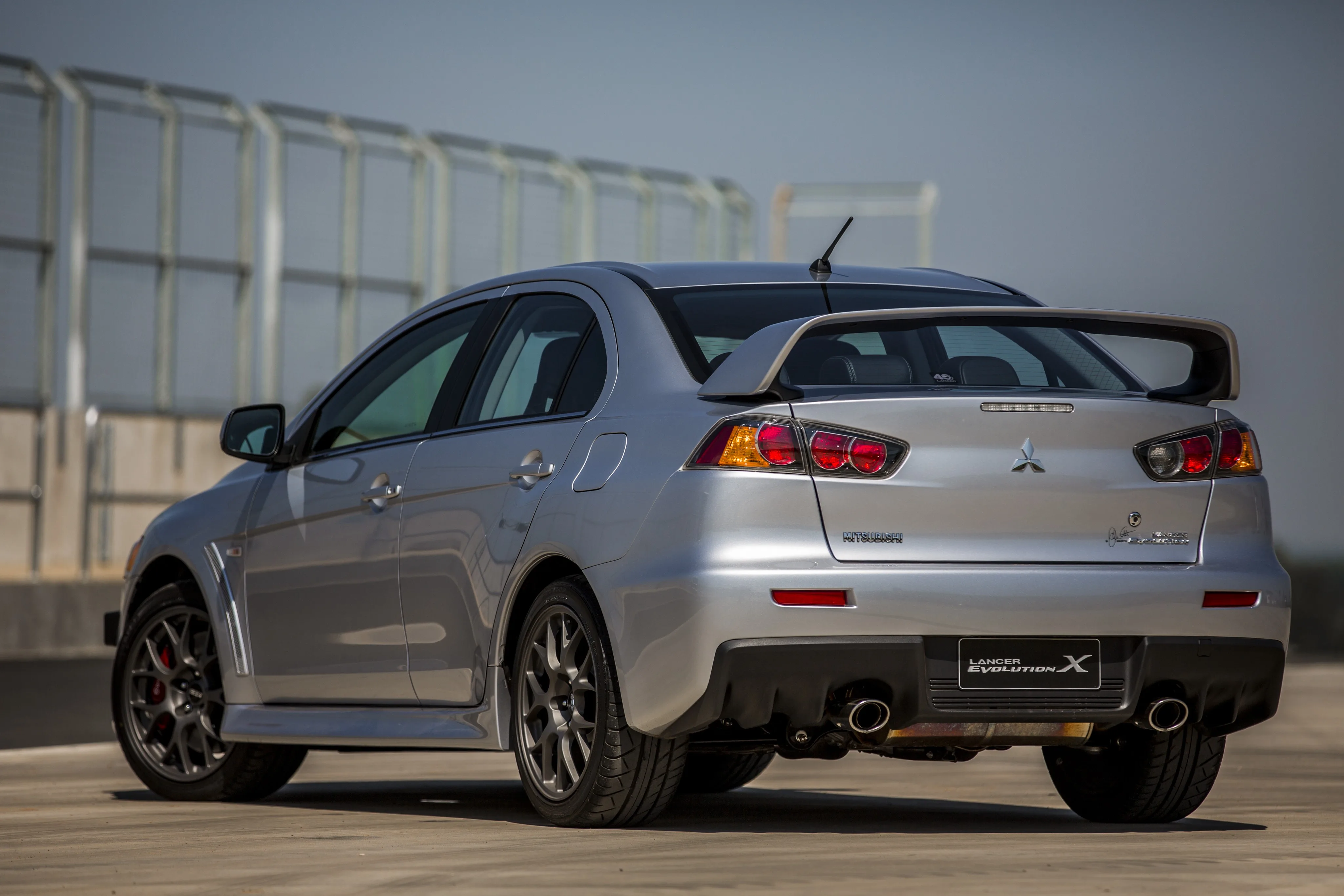 MITSUBISHI-Lancer-Evolution-X-3769_157-1.jpeg
