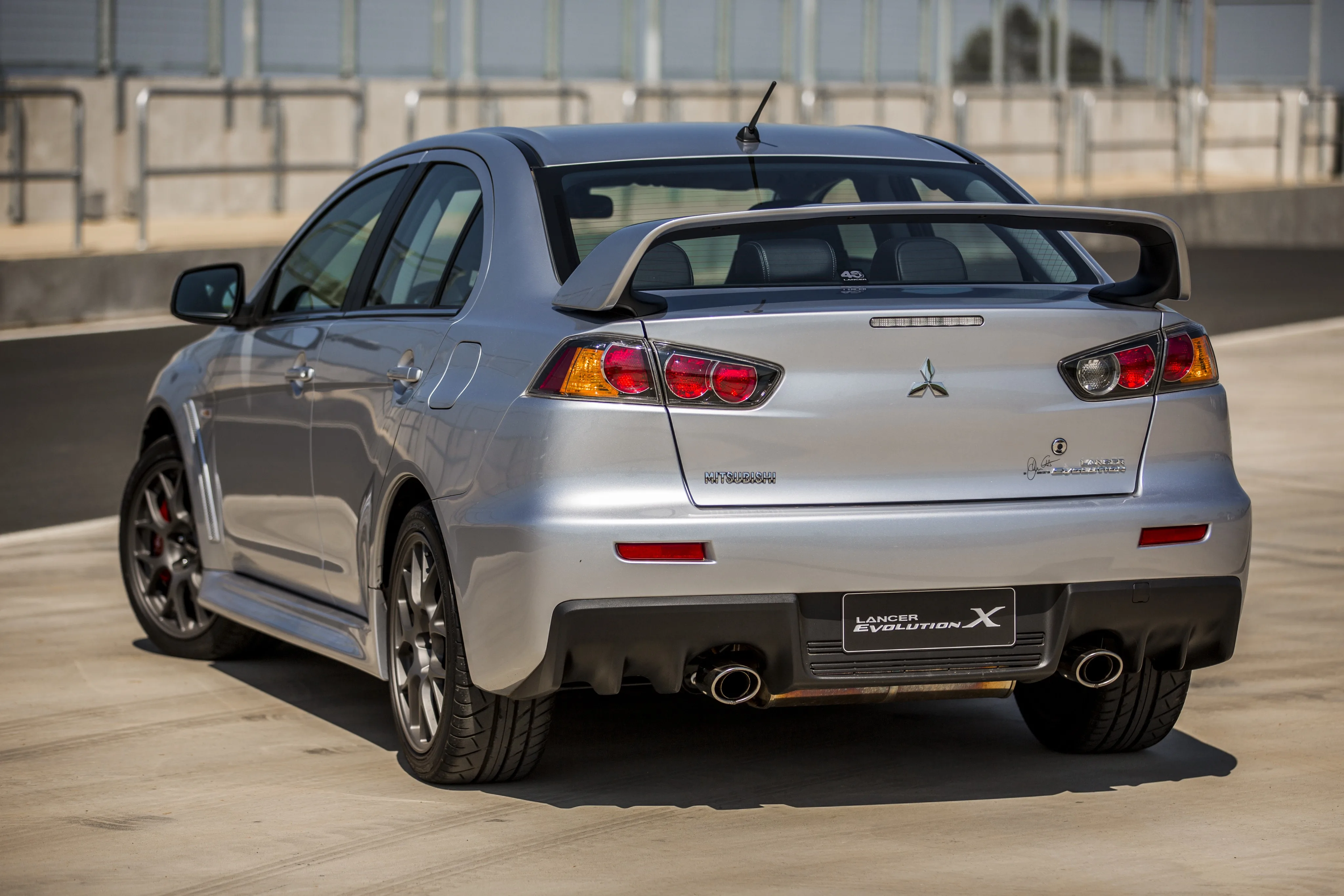 MITSUBISHI-Lancer-Evolution-X-3769_187-1.jpeg