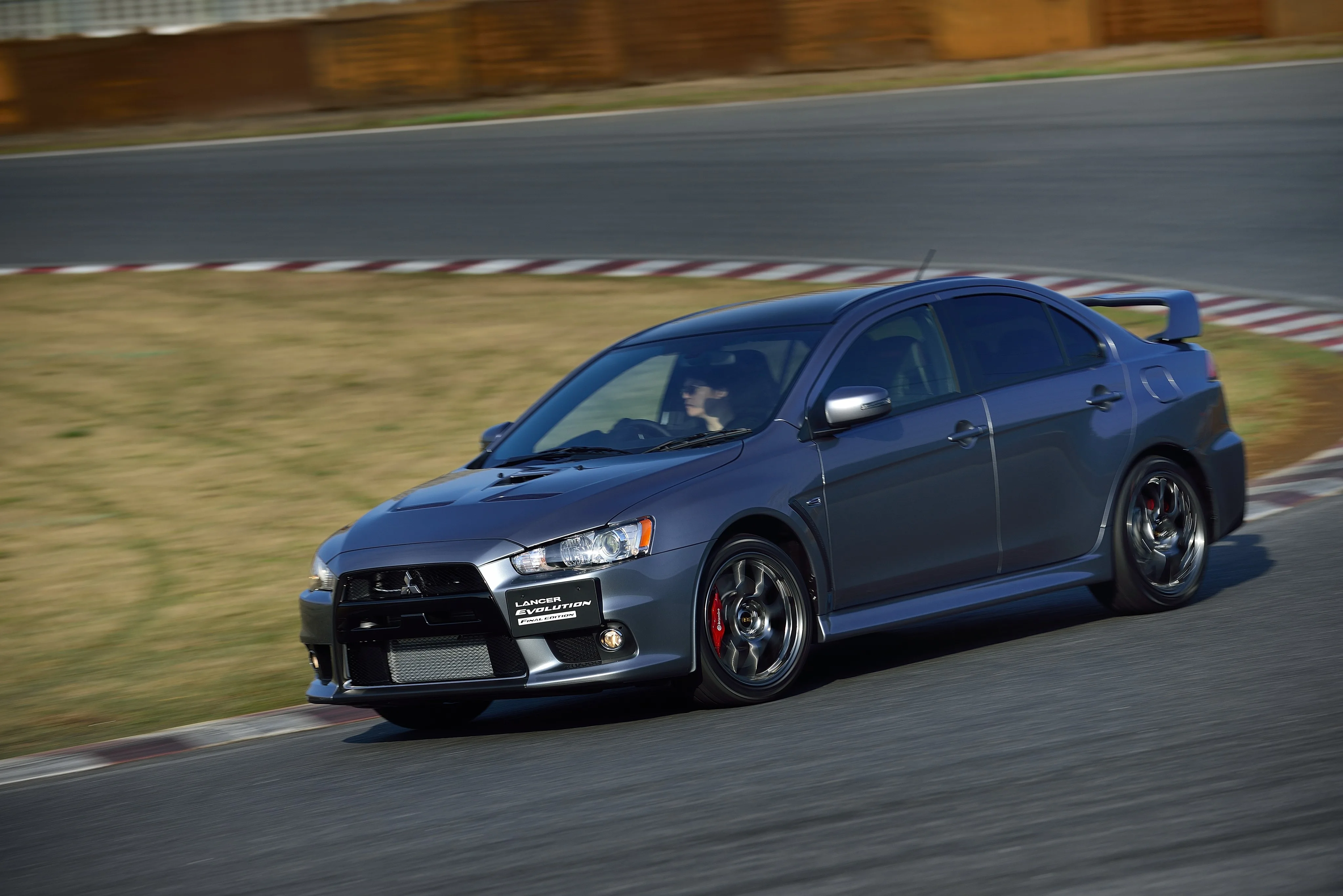 MITSUBISHI-Lancer-Evolution-X-3769_210-1.jpeg