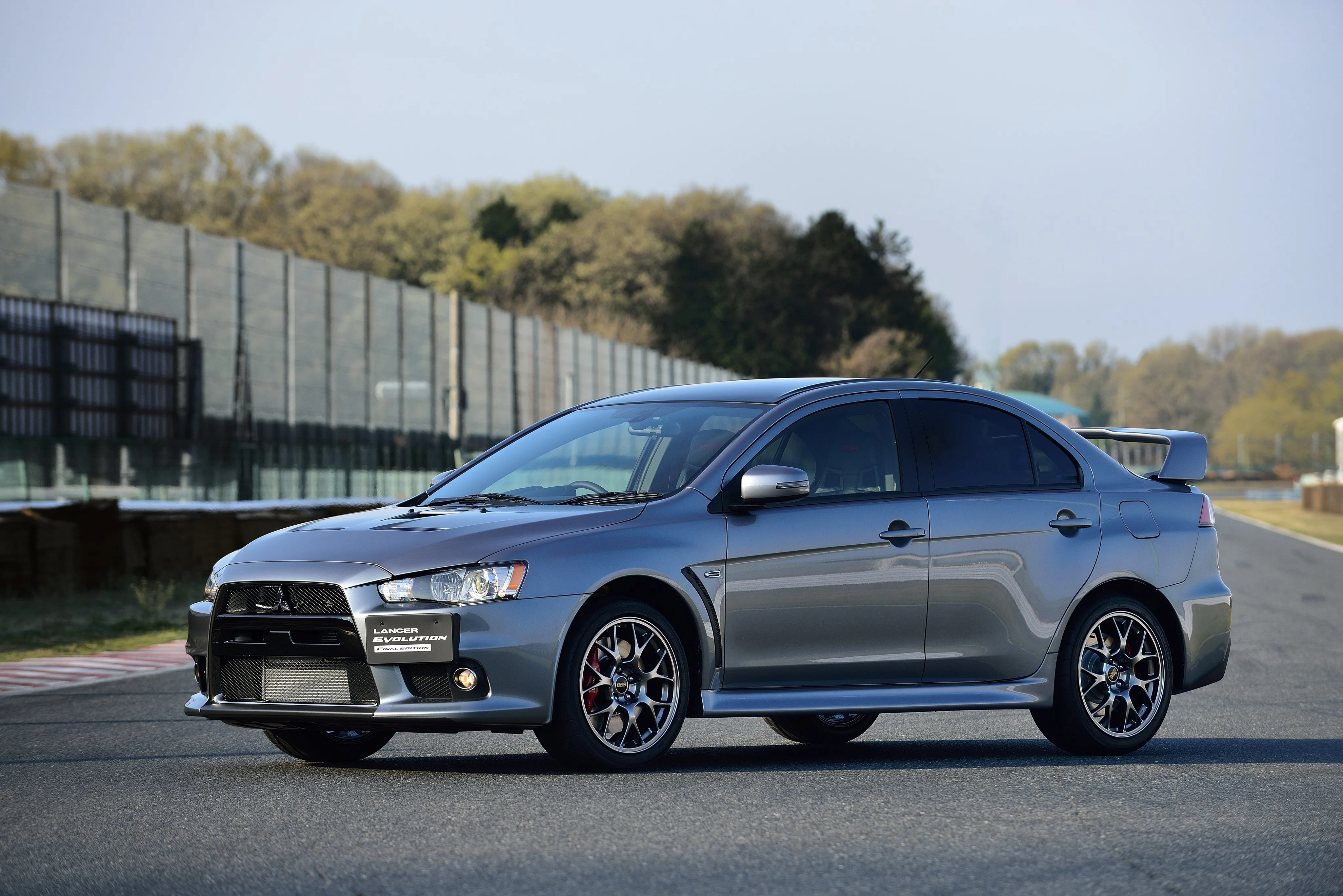 MITSUBISHI-Lancer-Evolution-X-3769_212-1.jpeg