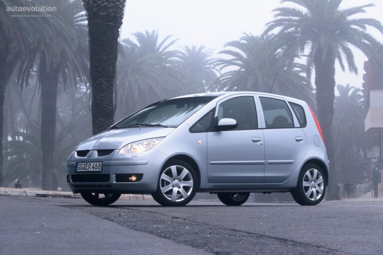 MITSUBISHI Colt 5 drzwiowe 2004-2008