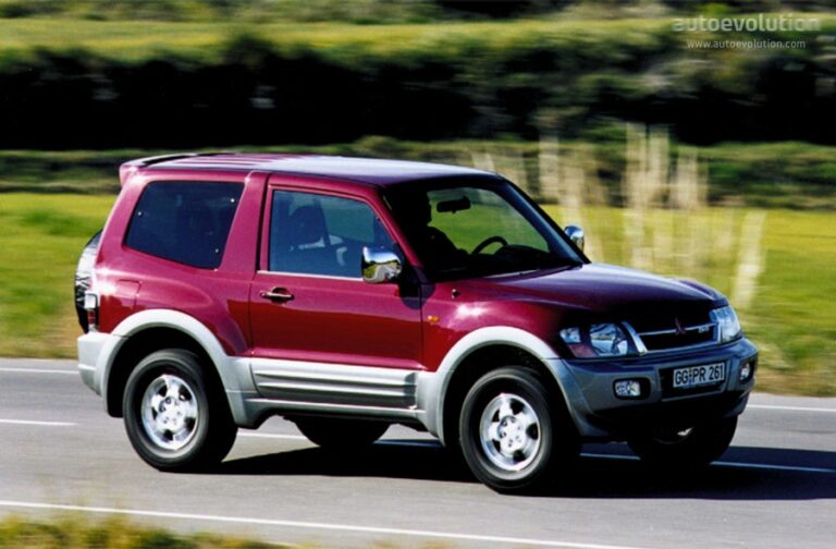 MITSUBISHI Pajero/Montero/Shogun SWB 2000-2003