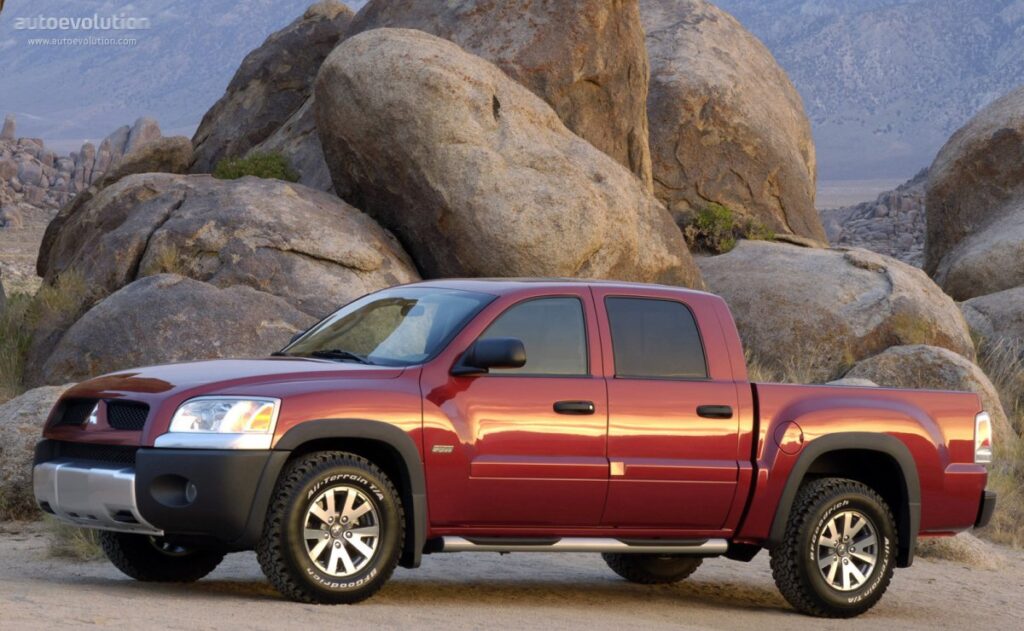 MITSUBISHI Raider Crew Cab 2005-2009