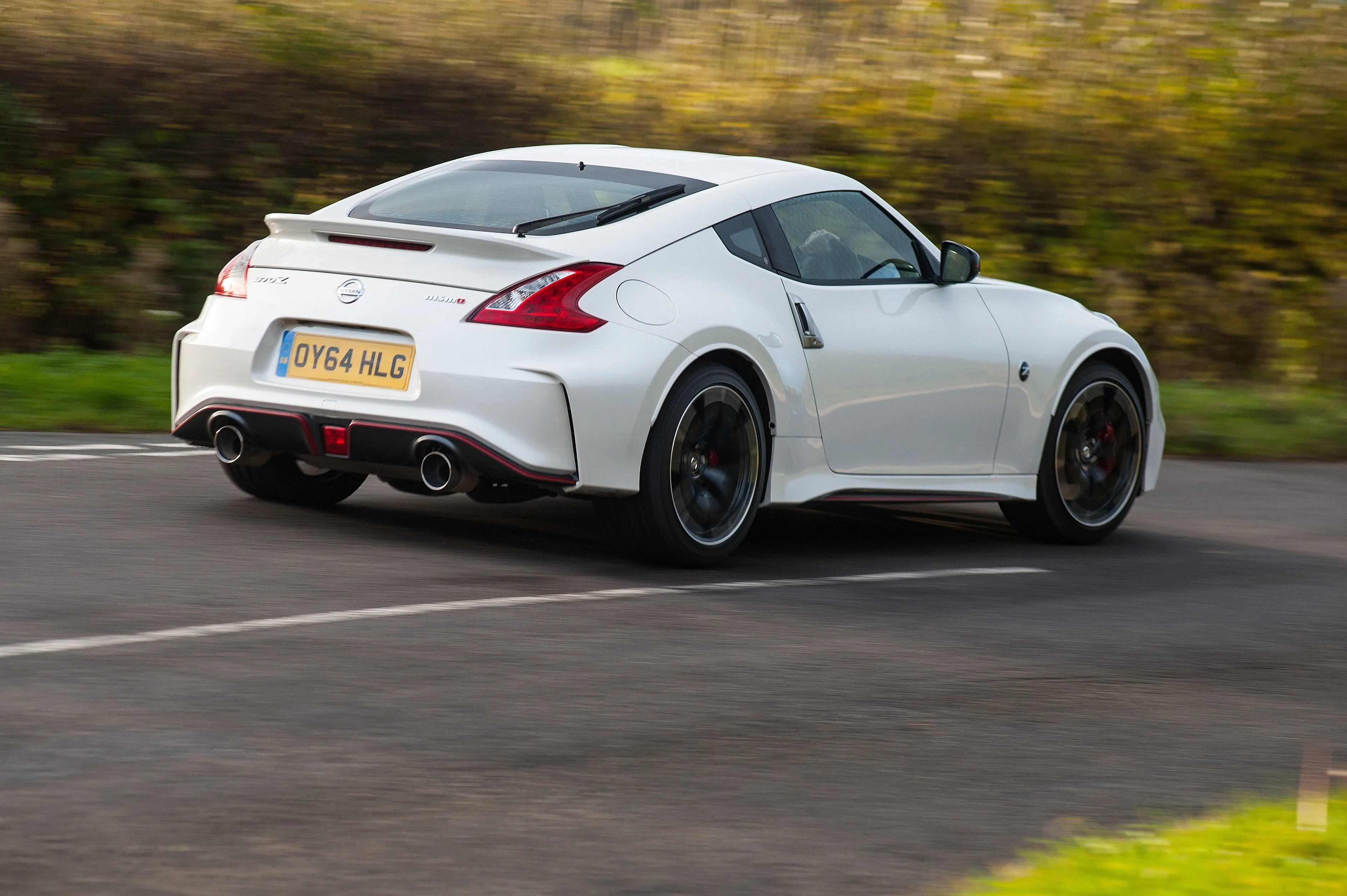 NISSAN-370Z-Nismo-5508_14.jpeg