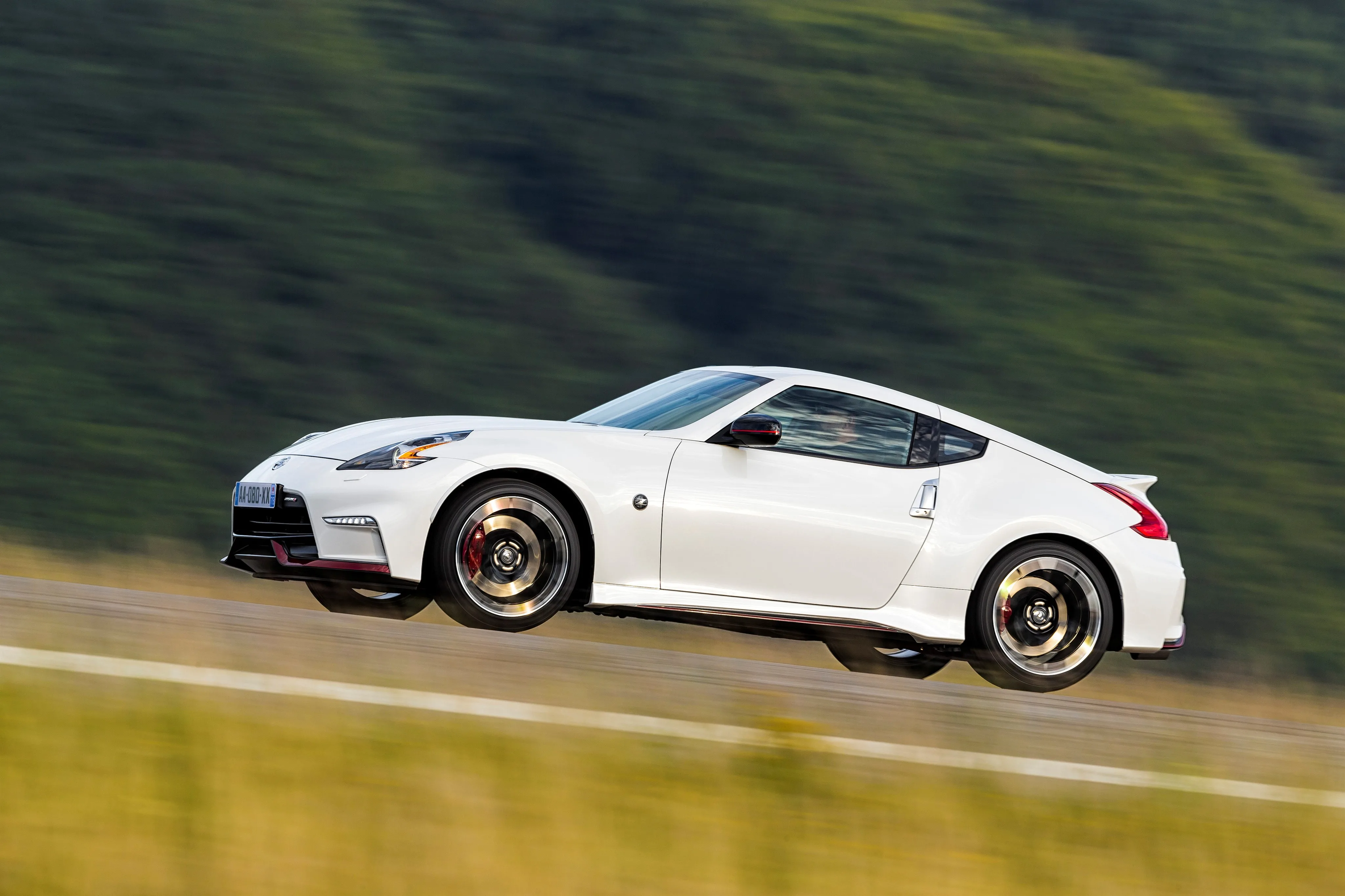 NISSAN-370Z-Nismo-5508_34.jpeg