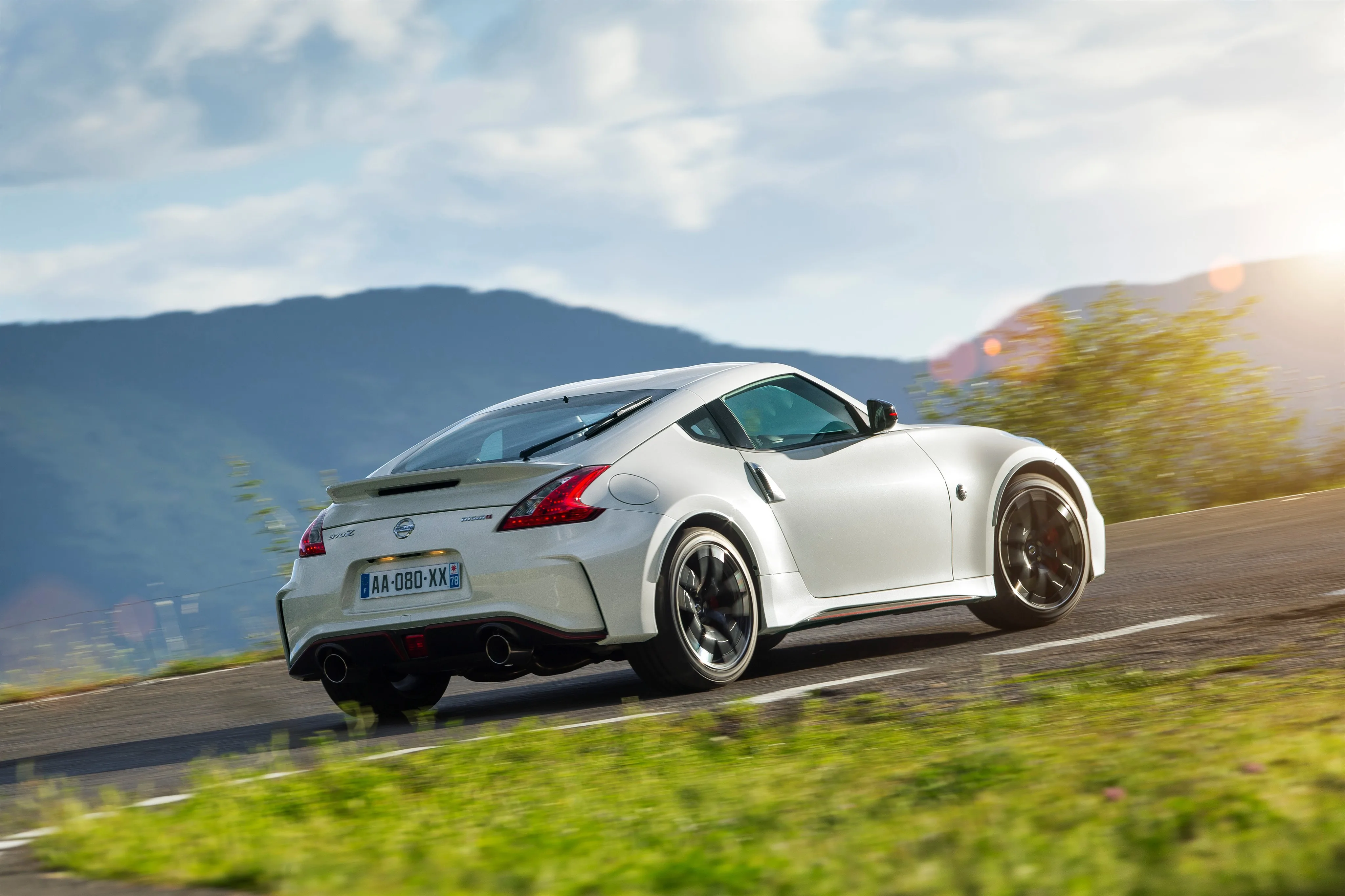 NISSAN-370Z-Nismo-5508_45.jpeg