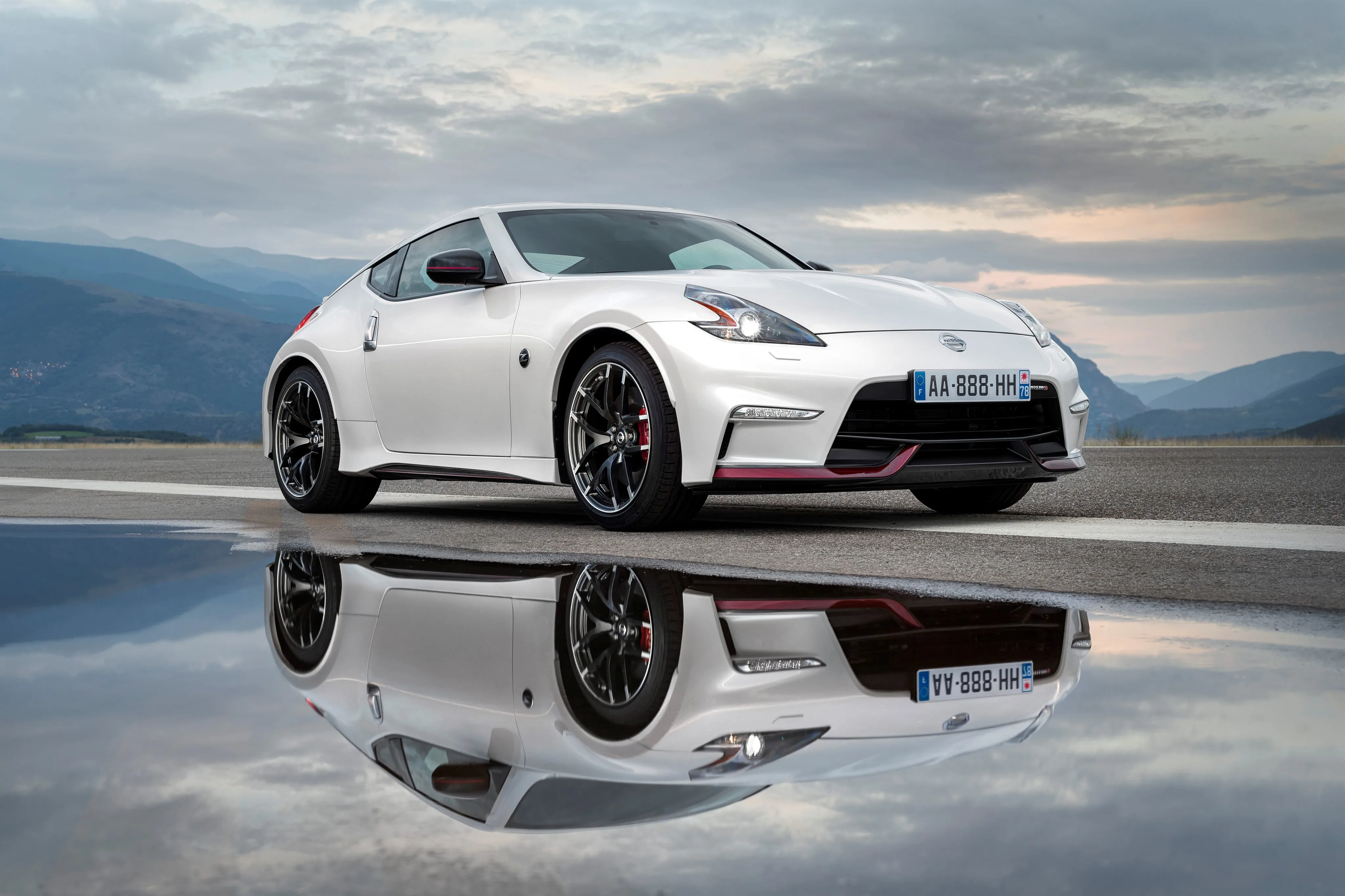 NISSAN-370Z-Nismo-5508_47.jpeg